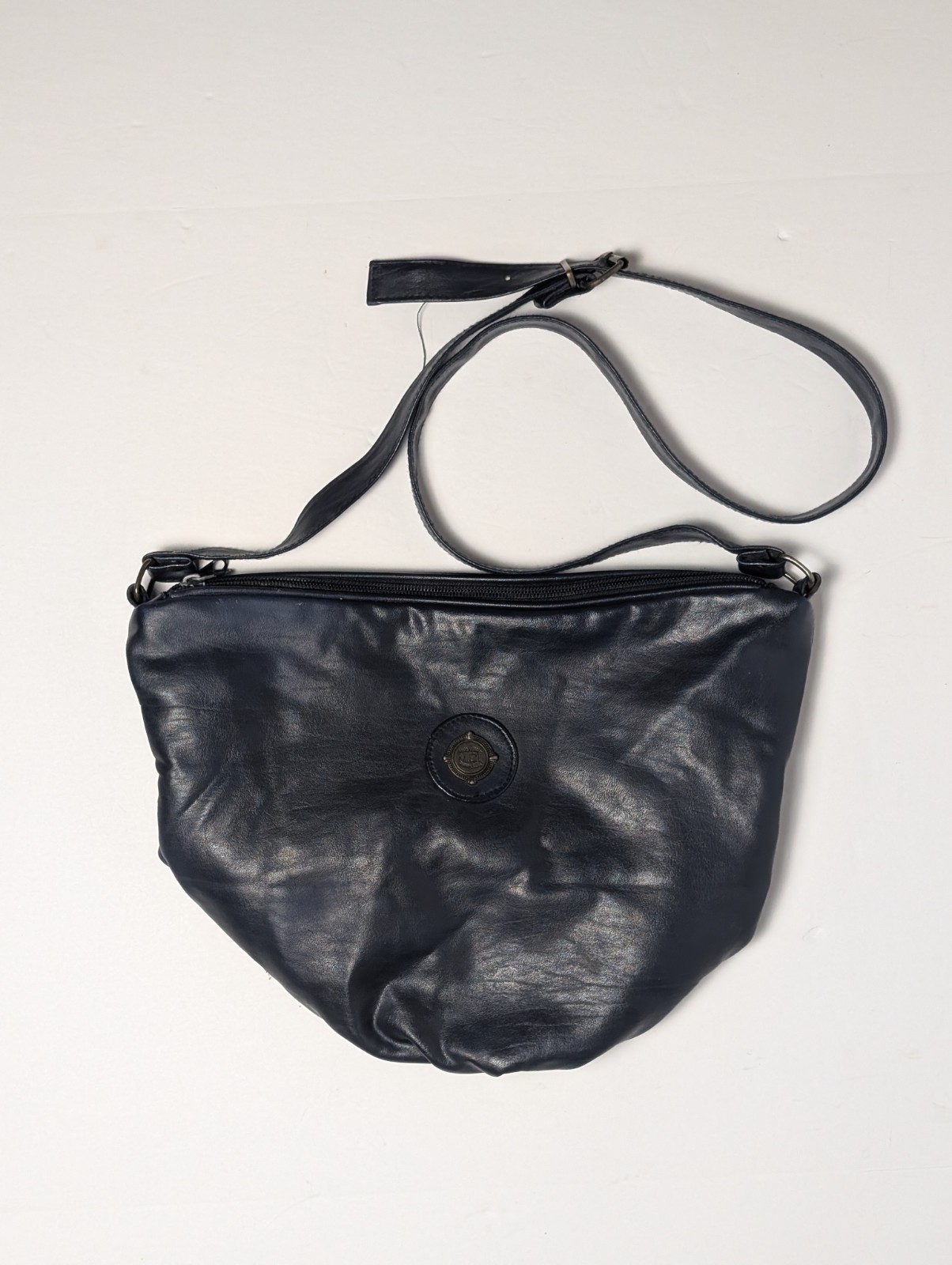 Vtg. 1980s-1990s Almondo Originals Navy Blue Slouchy Shoulder Bag Pre-Owned