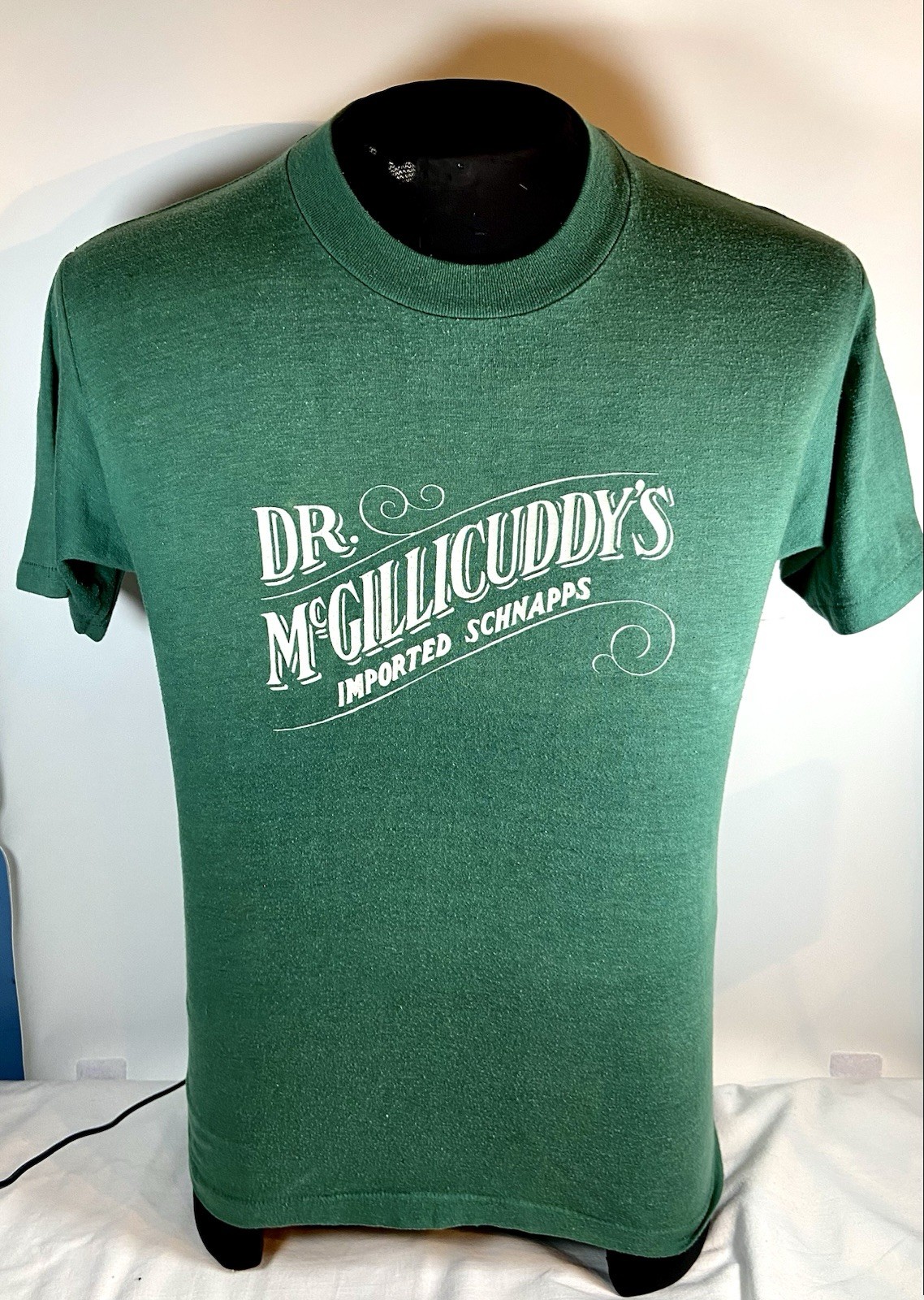 Vintage Original Single Stitch L McGillicuddys Graphic Liquor Advertising Shirt