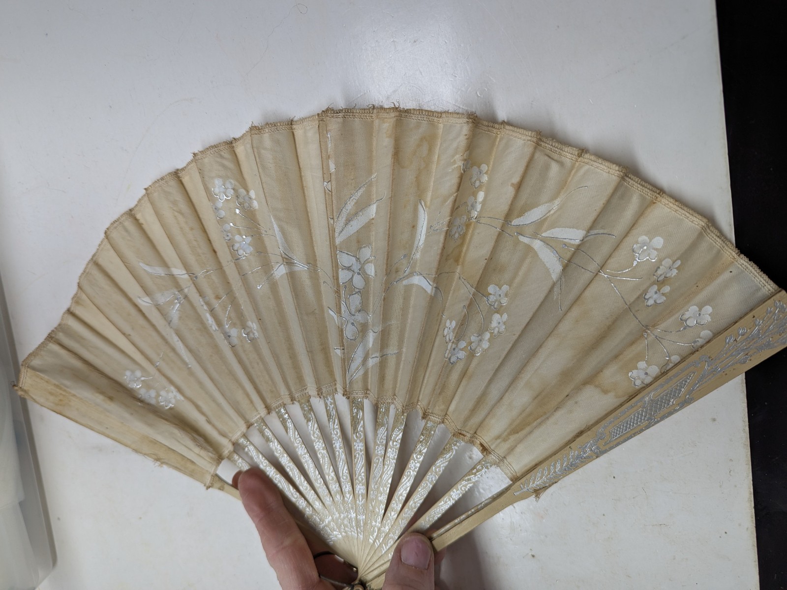Antique Era Victorian Folding Hand Fan Painted Cloth Flowers Feathers Wealth