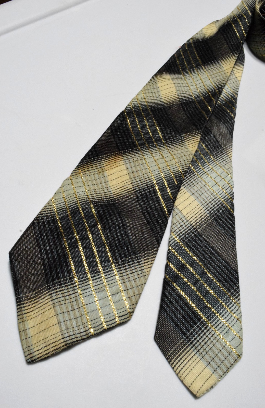 Neck Tie VTG Shadow Plaid 60s Ivory Charcoal Blue Gold Tinsel Thread 55″ x 2.5″