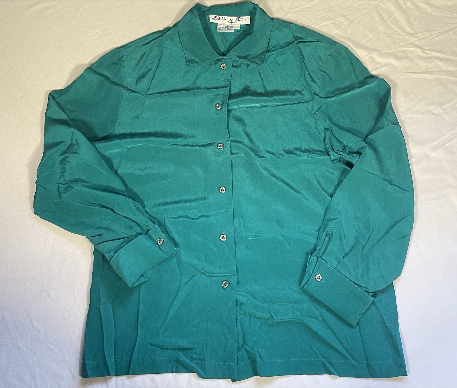 Vintage 80s/90s Blue Ice 100% Silk Blouse Size 8 Teal Pointed Collar Button Down