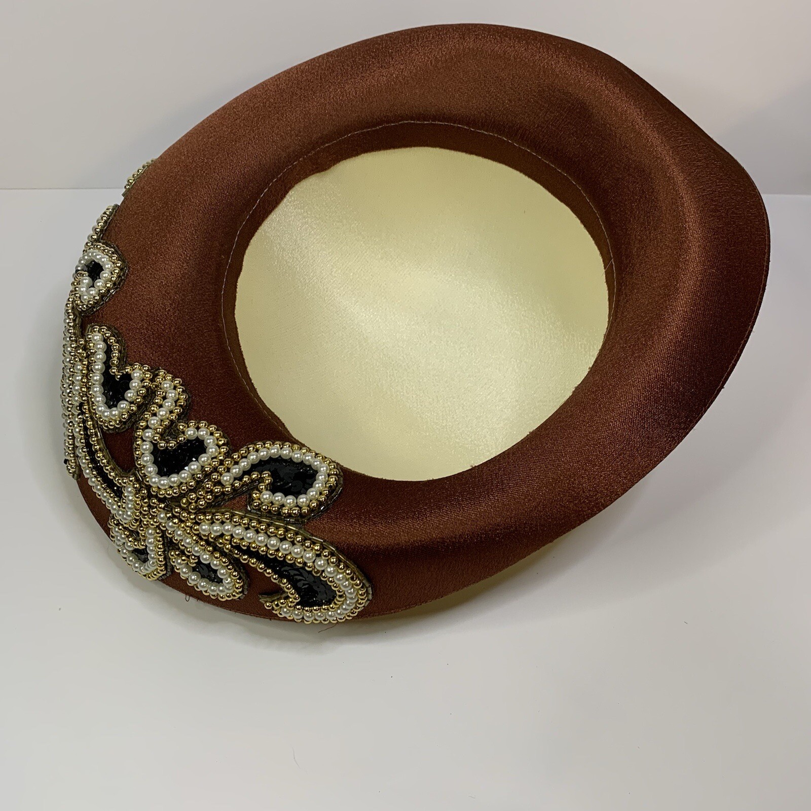 Vintage Fashion Hat Ivory Brown Sequins Derby Church Style Fancy Beautiful