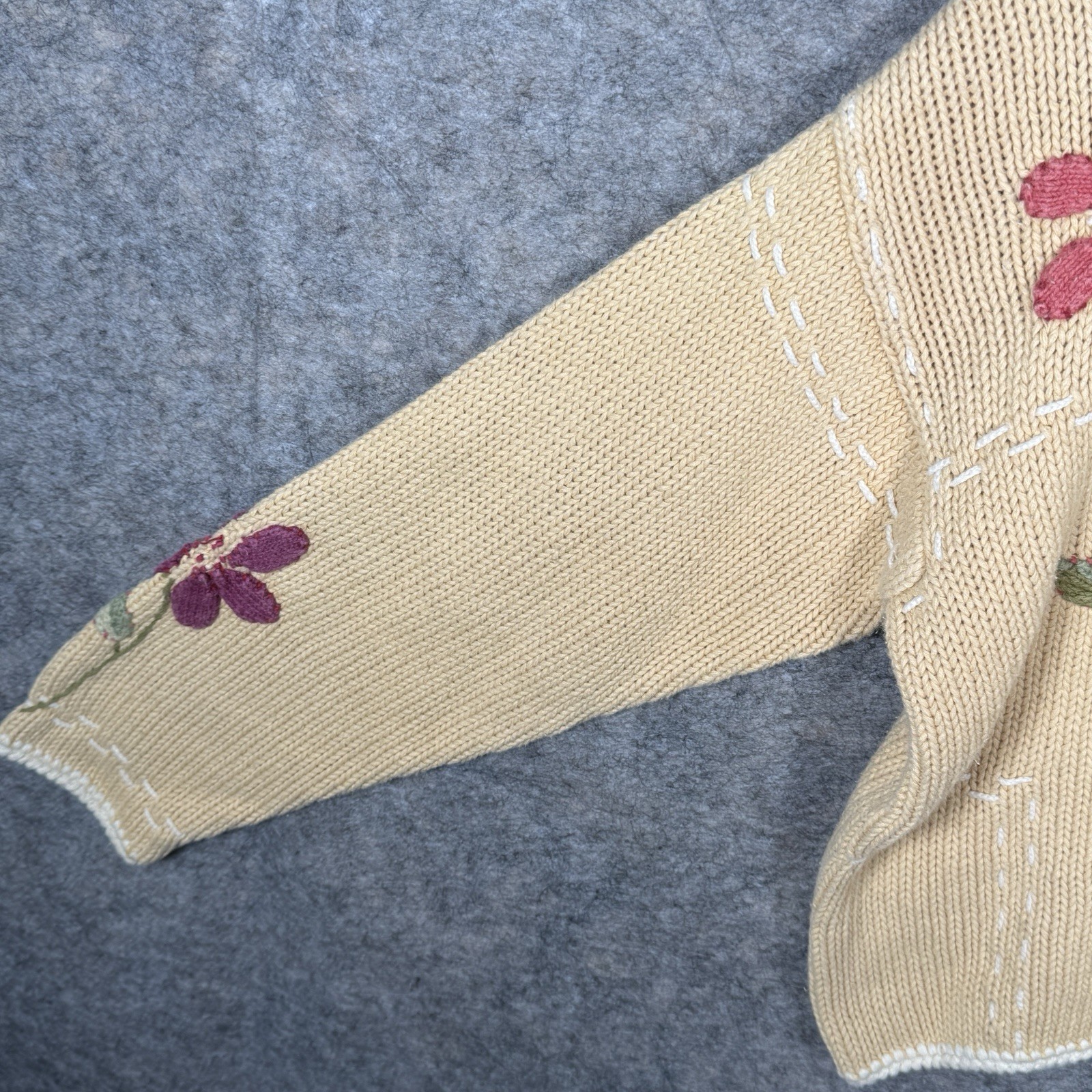 Vintage Womens Icelandic Designs 3D Floral Button Down Sweater Size L 21×22