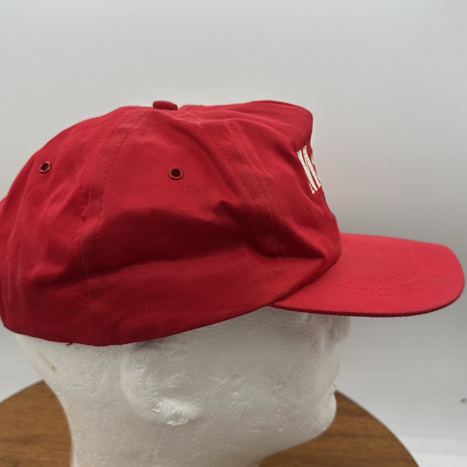 Vintage Marlboro Racing Team ’92 Snapback Truckers Embroidered Red Hat Cap