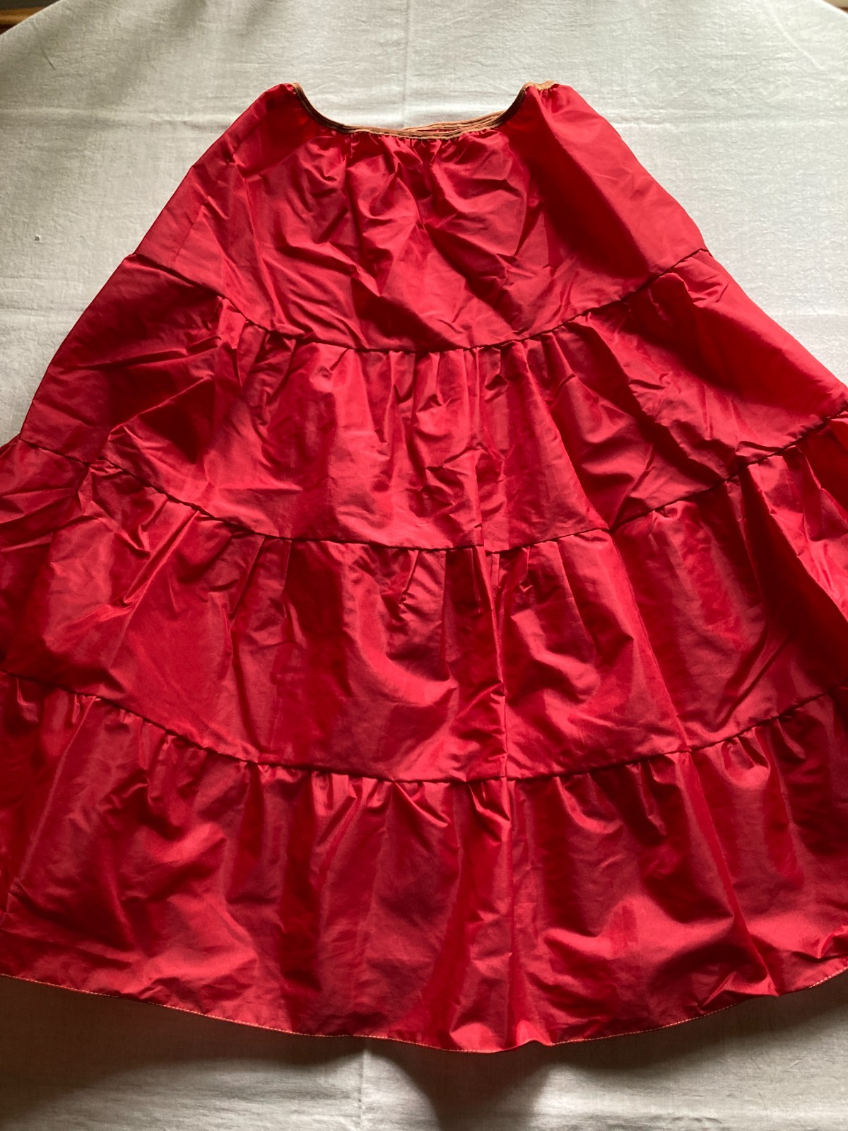 Vintage Red Nylon Ladies Half Slip Smartly Styled by Sage Size M Layered w/Tulle