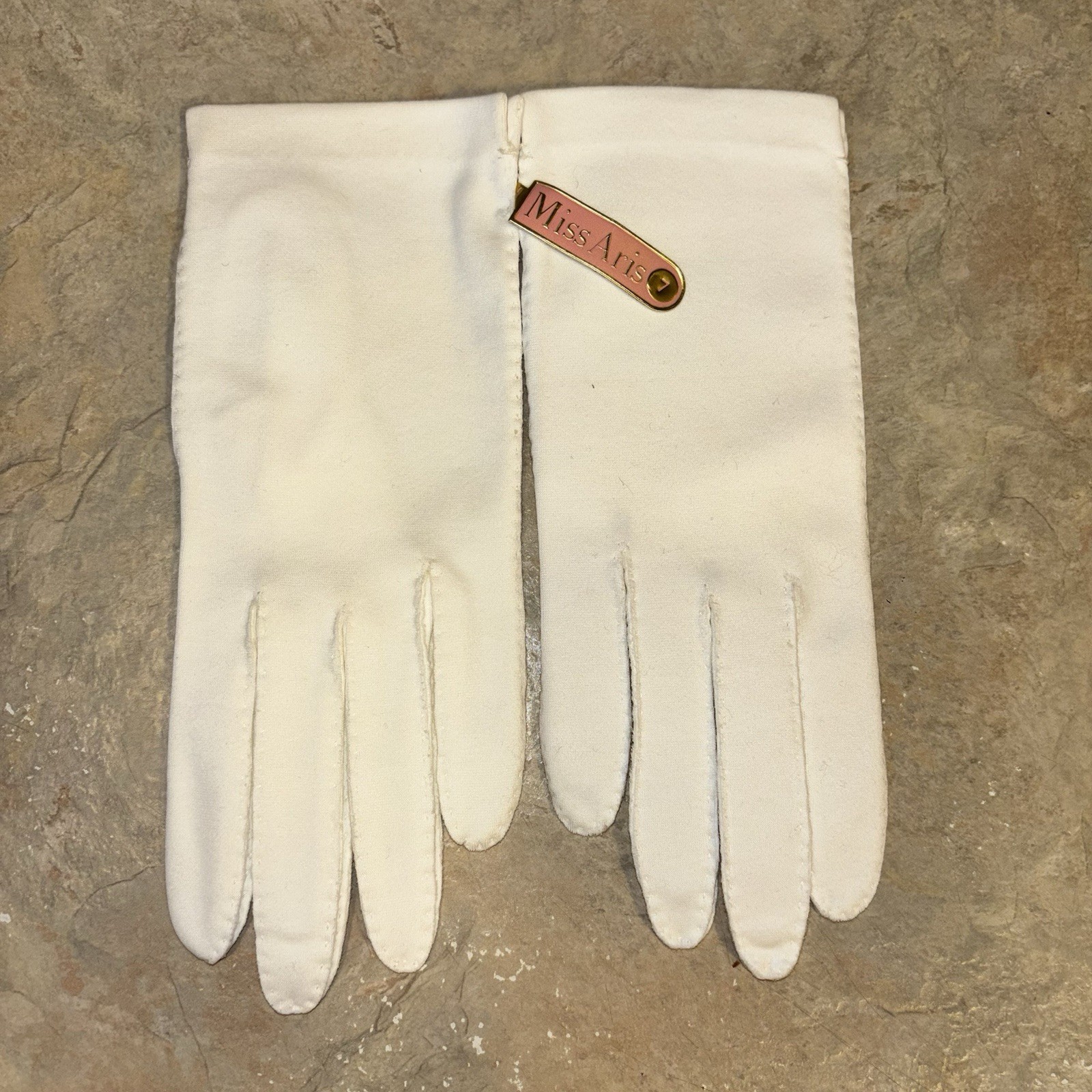 NWT Vintage ARIS Girls Kid White 100% Cotton 8″ Long Gloves Size 7