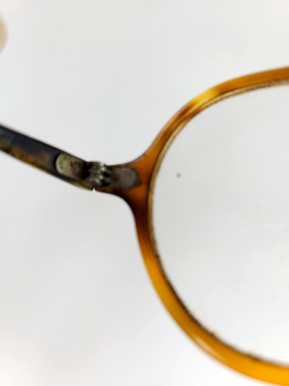 Vintage Victorian style eye glasses plastic and glass small rounded frames