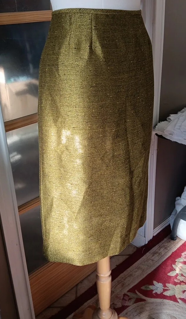 Vintage Kasper Classic Pencil Skirt Green Textured Lined Kick Pleat Sz 8 Sexy