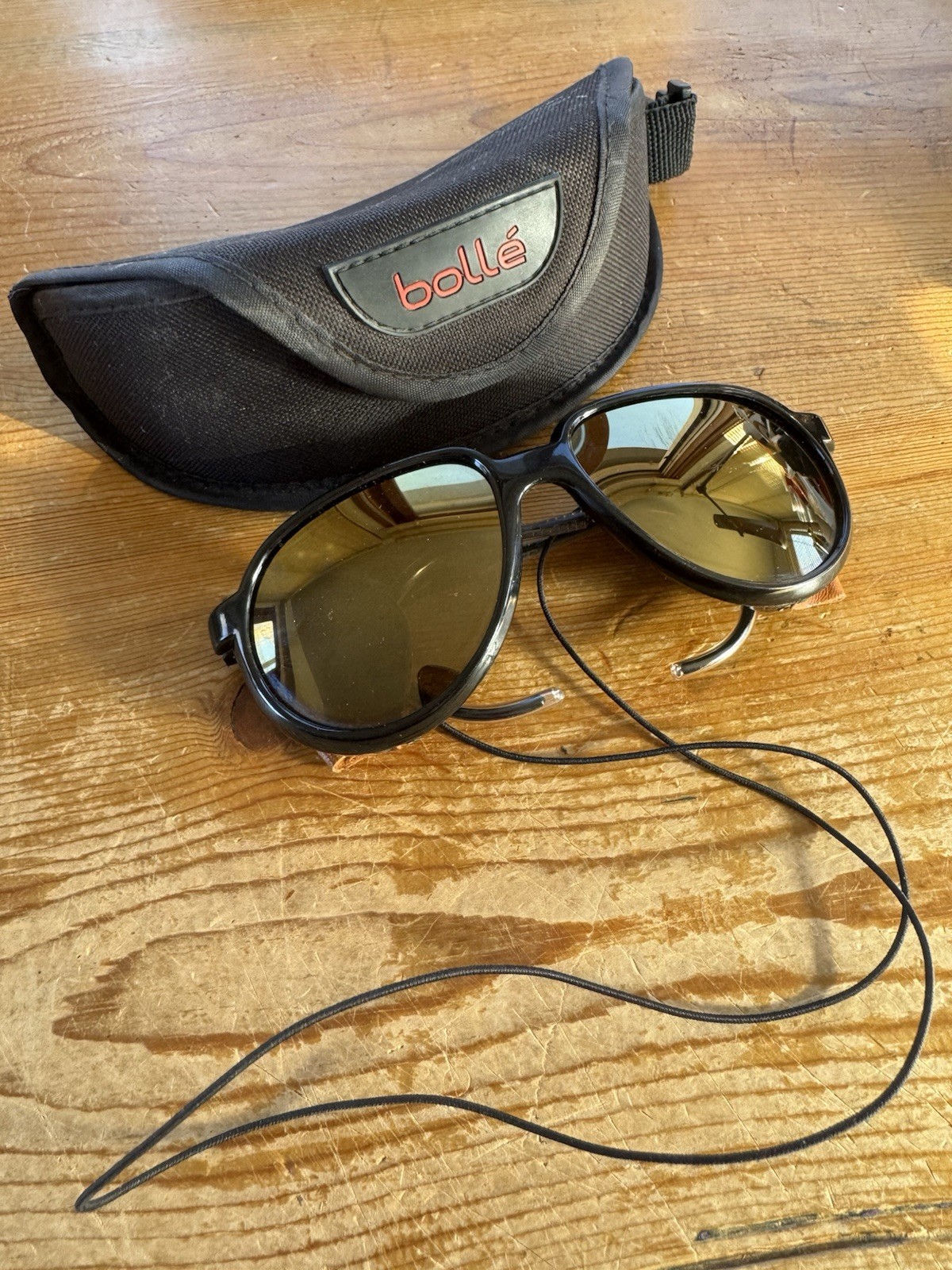 VTG Bolle Crevasse Blk Gold Mountaineering Sunglasses Leather Shields 0910001014