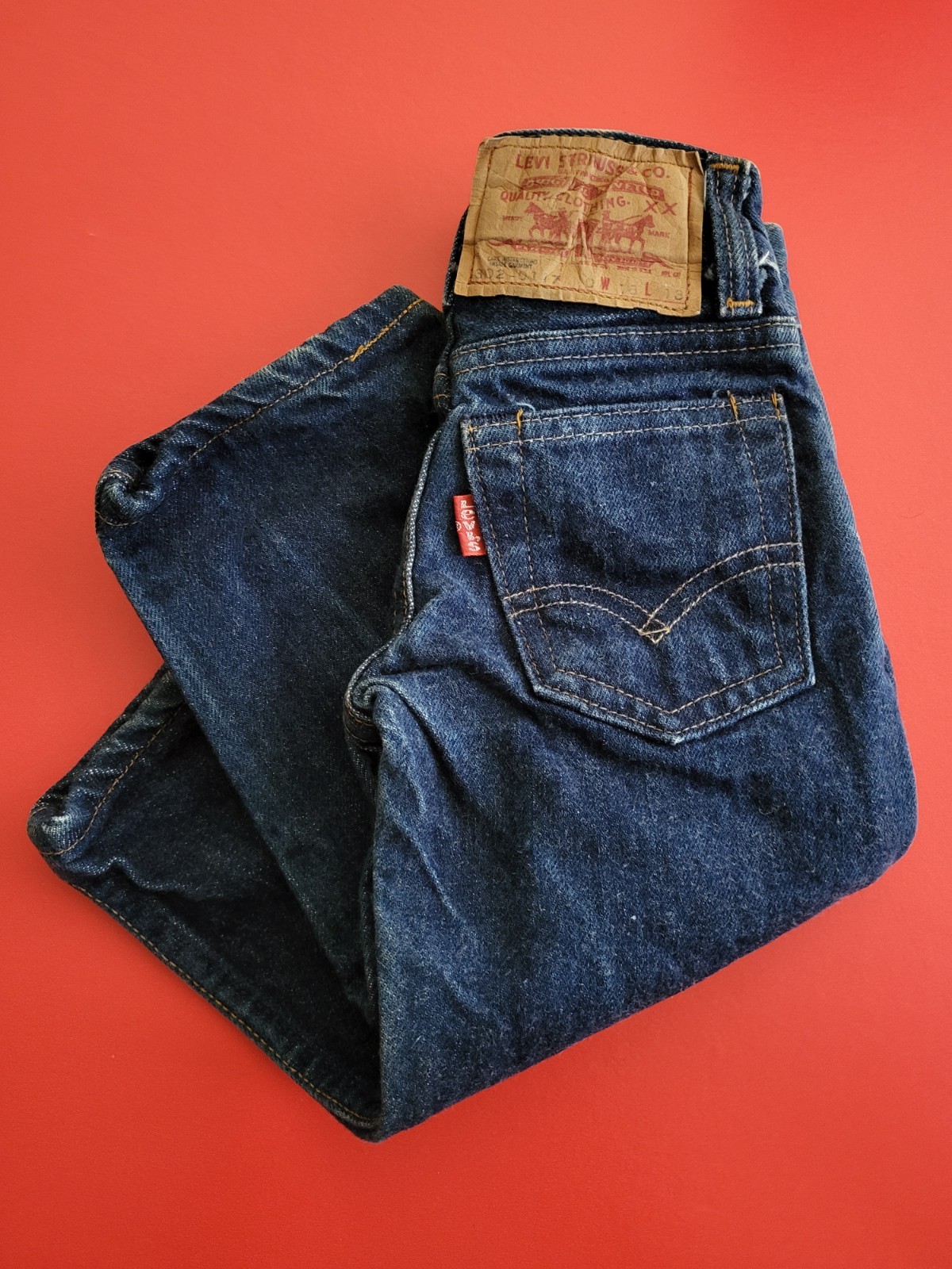Vintage Levis 302 0117 Kids Jeans Dark Wash Made in USA Red Tab 18×13 Pre-washed