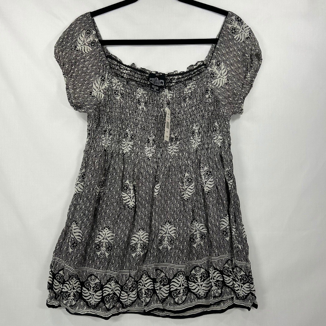 NWT Vintage Angie Smocked Bohemian Top – Y2K Black & White Printed Tunic (S)