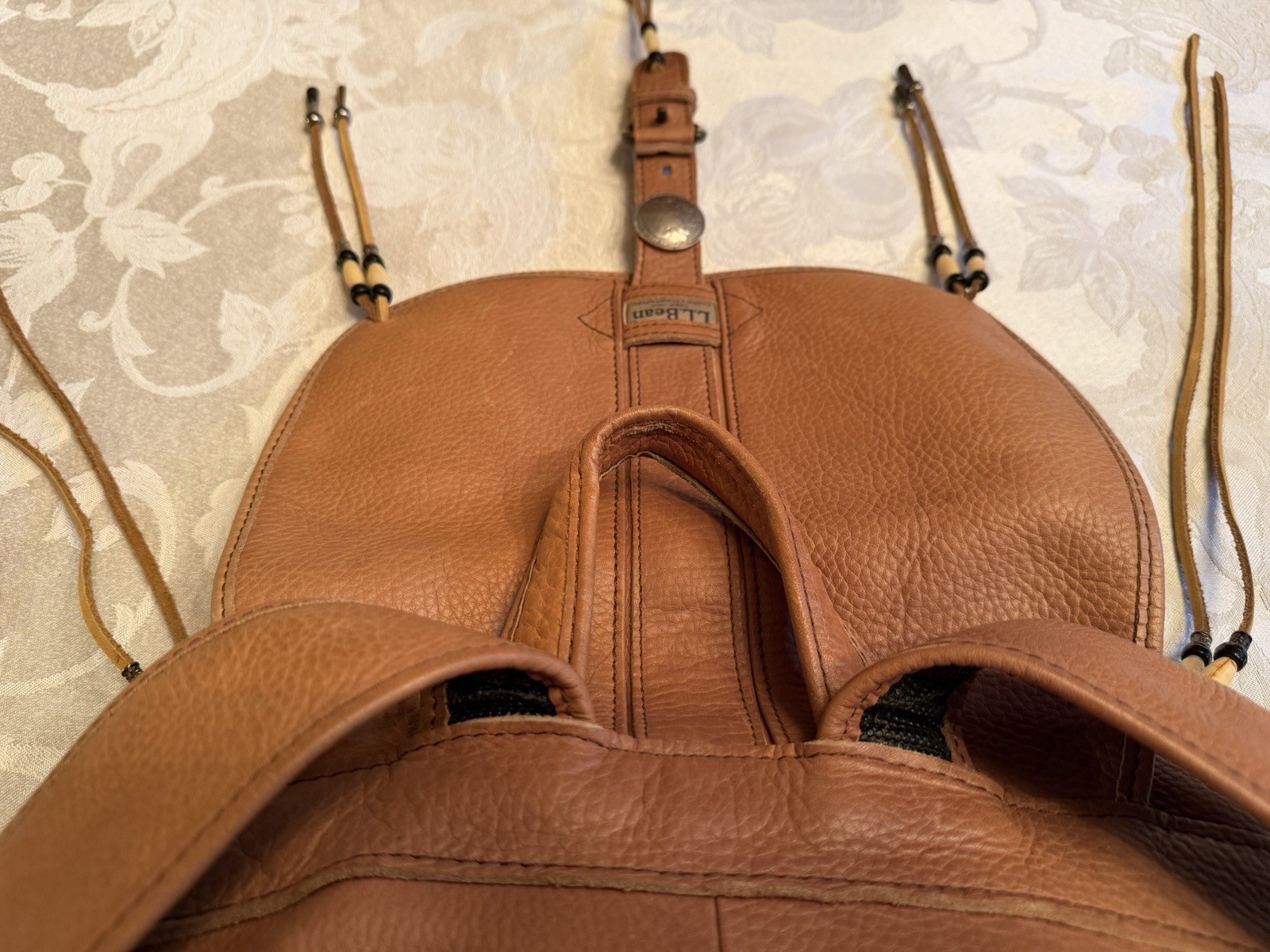 L.L Bean Large 17” Tan Pebbled Leather Rucksack Backpack Southwest Style Beads