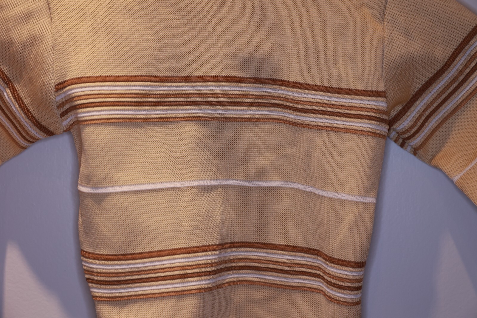 Vintage Knit Sweater Long Sleeve Brown Beige White Striped Approx 134 ***Stains