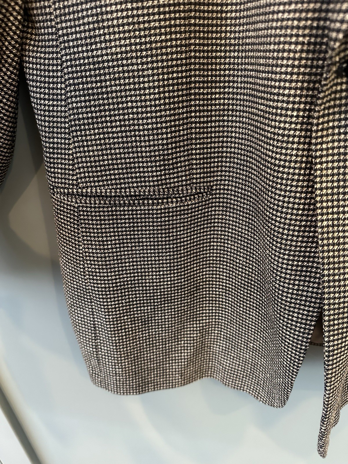 Monsier Givency Charcoal gray (black & white) micro-houndstooth. 44L