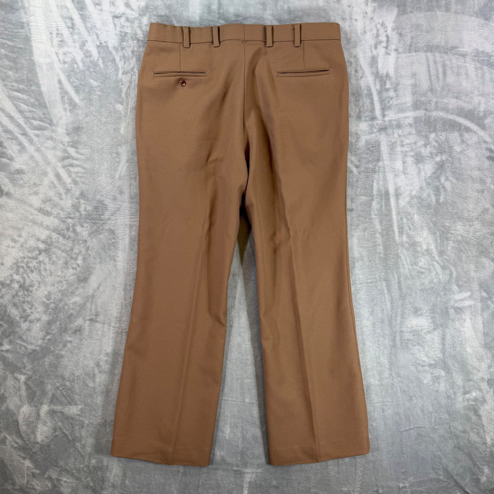 Vintage Levi’s Action Slacks Men’s Size 36×29 Tan Brown Tailored Trousers