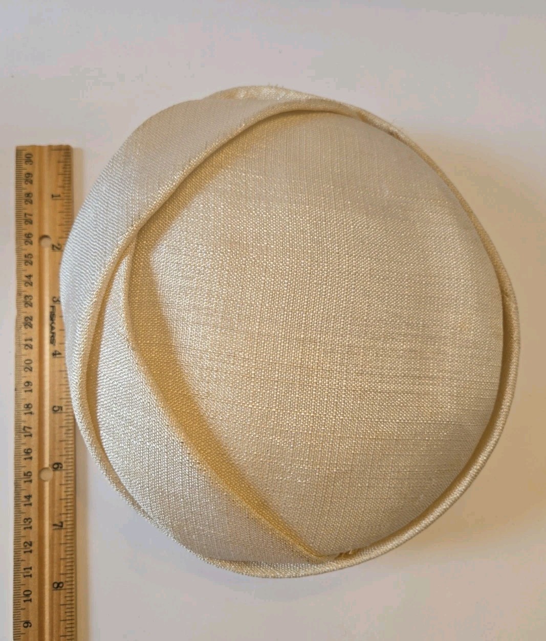 Vintage 1960s Cream Sinamay Pillbox Hat Swirl Detail Cocktail Percher Fascinator