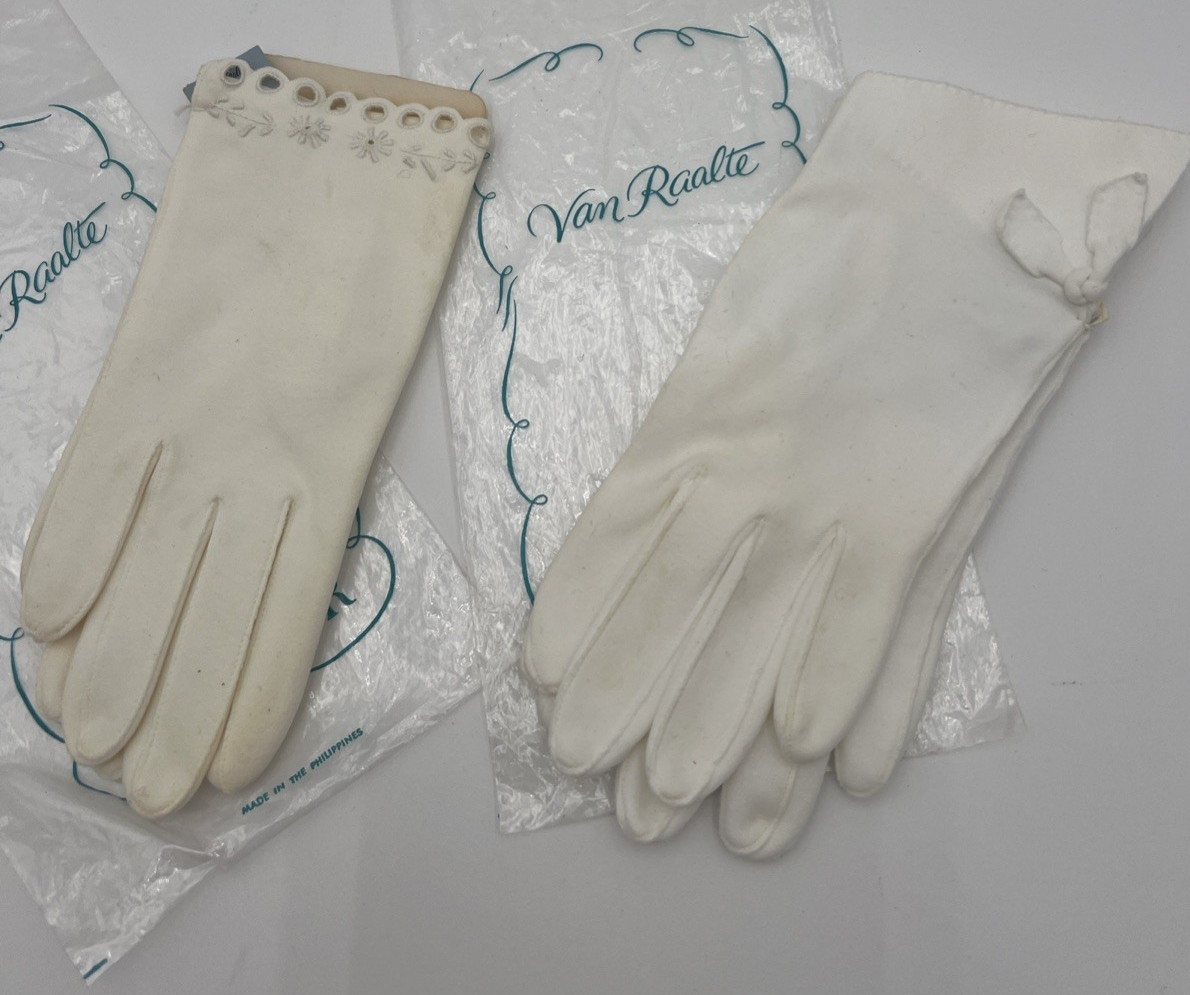 Van Raalte Gloves | Vintage Off White & White Gloves Womens NIP Decorated Tops
