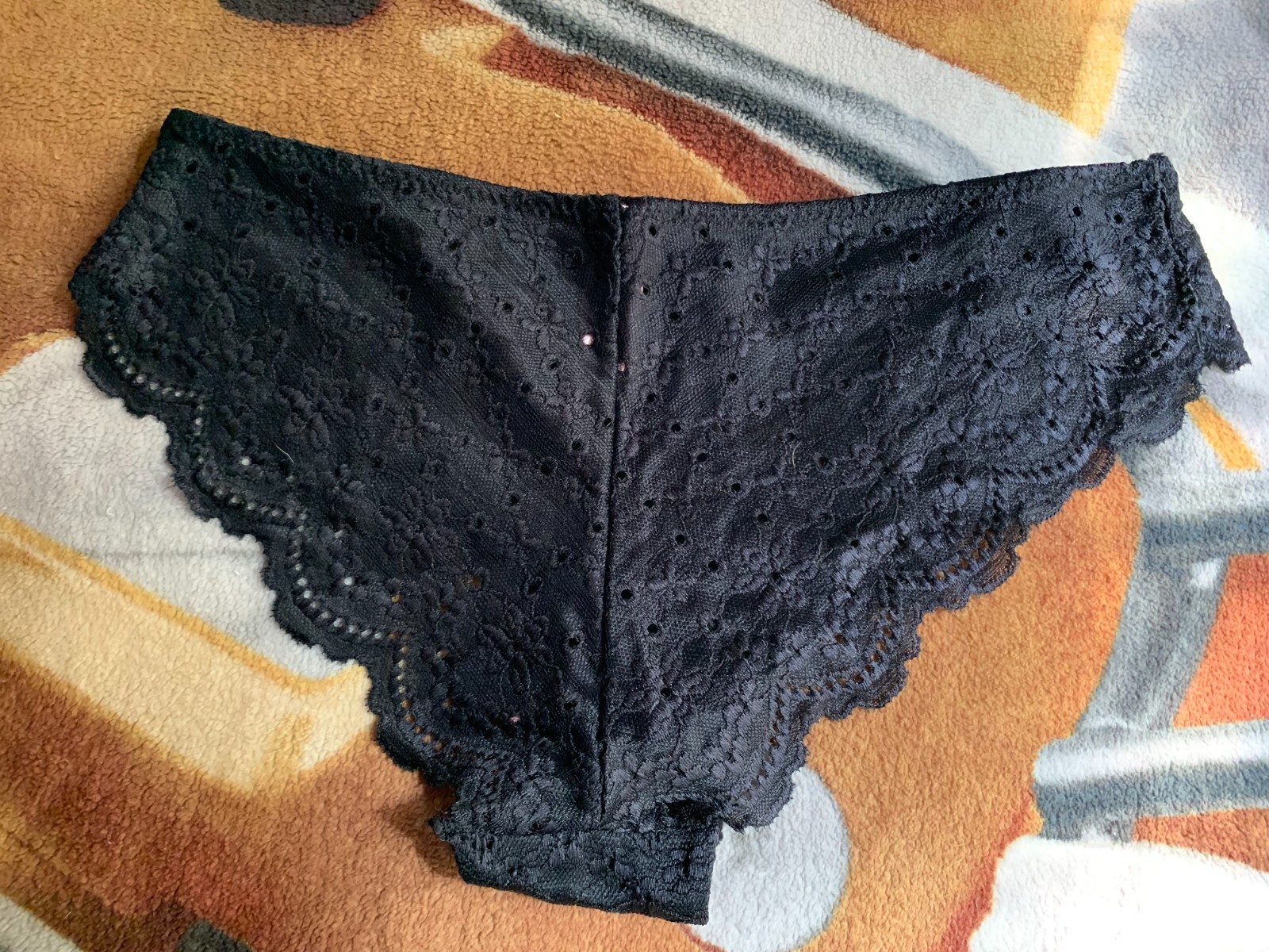4 Pair Nylon Panties Floral Lace Bikini Size 6 Medium Silky Soft Comfy