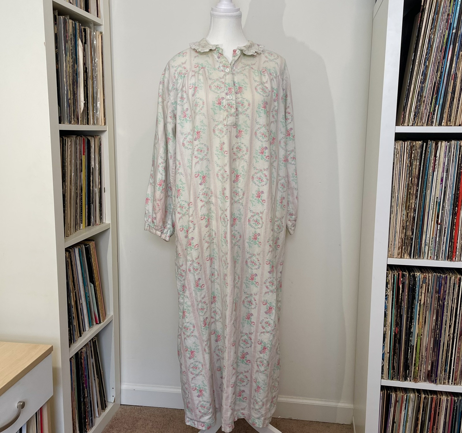Vintage 80’s Lady Manhattan Pink Floral Lace Cottage Nighty Maxi Dress Women’s M