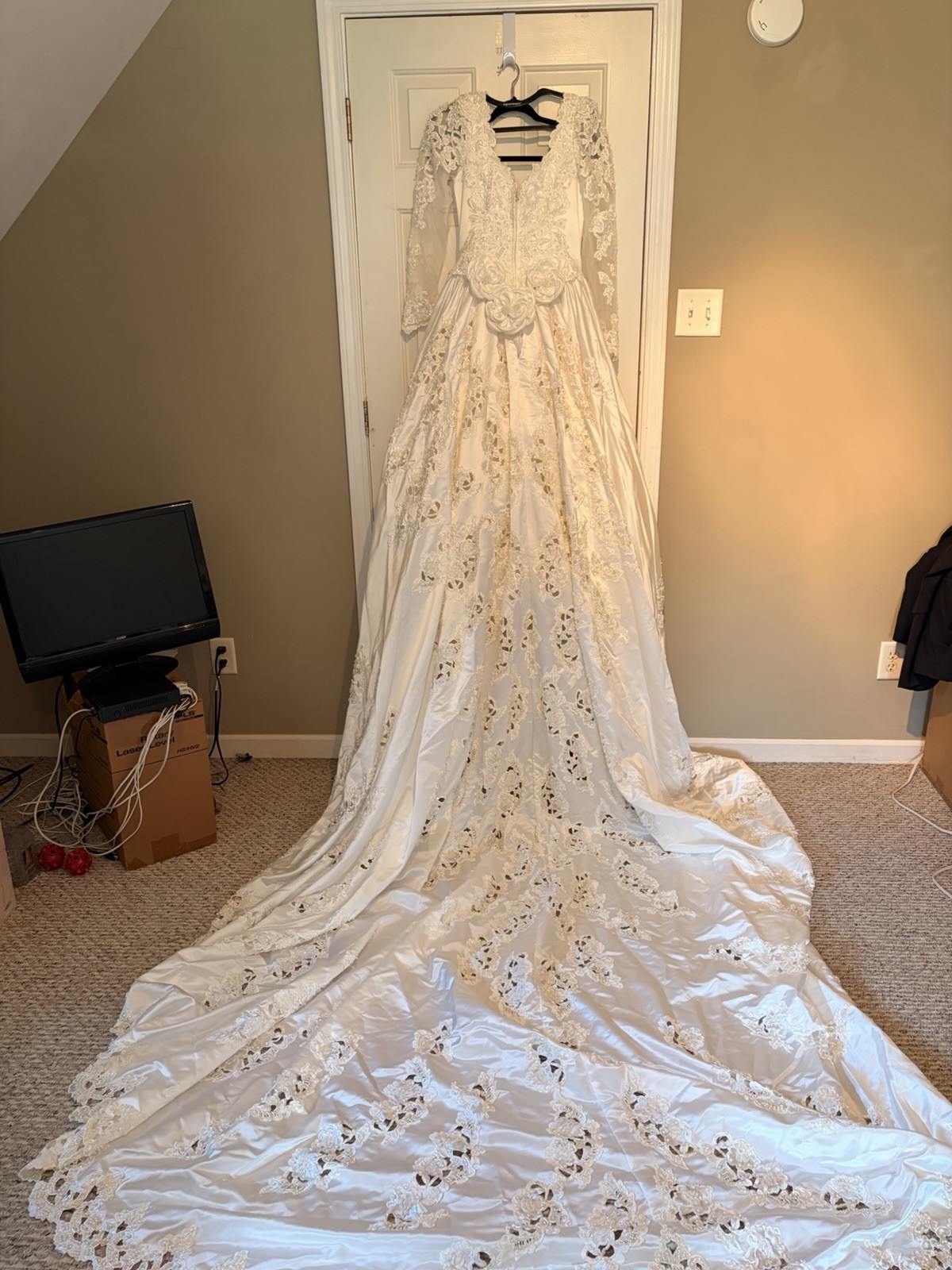 Vintage Mori Lee Ivory Cathedral Train Dress Size 8 (Fits Like A 6) Early 90’s