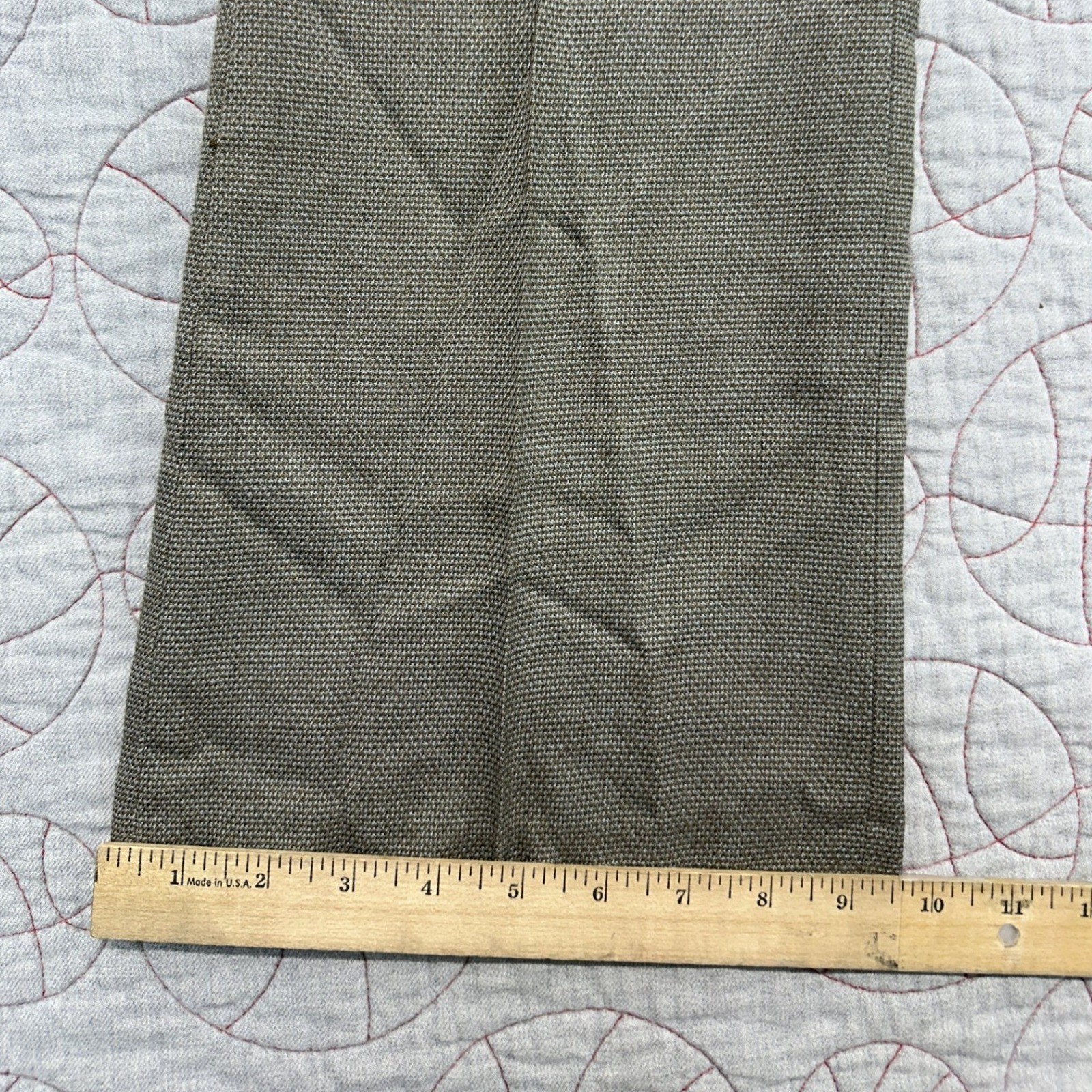 1970’s VTG Levis Slacks Tan Birdseye Sta-Prest Straight Flare / Young Mens 28×29