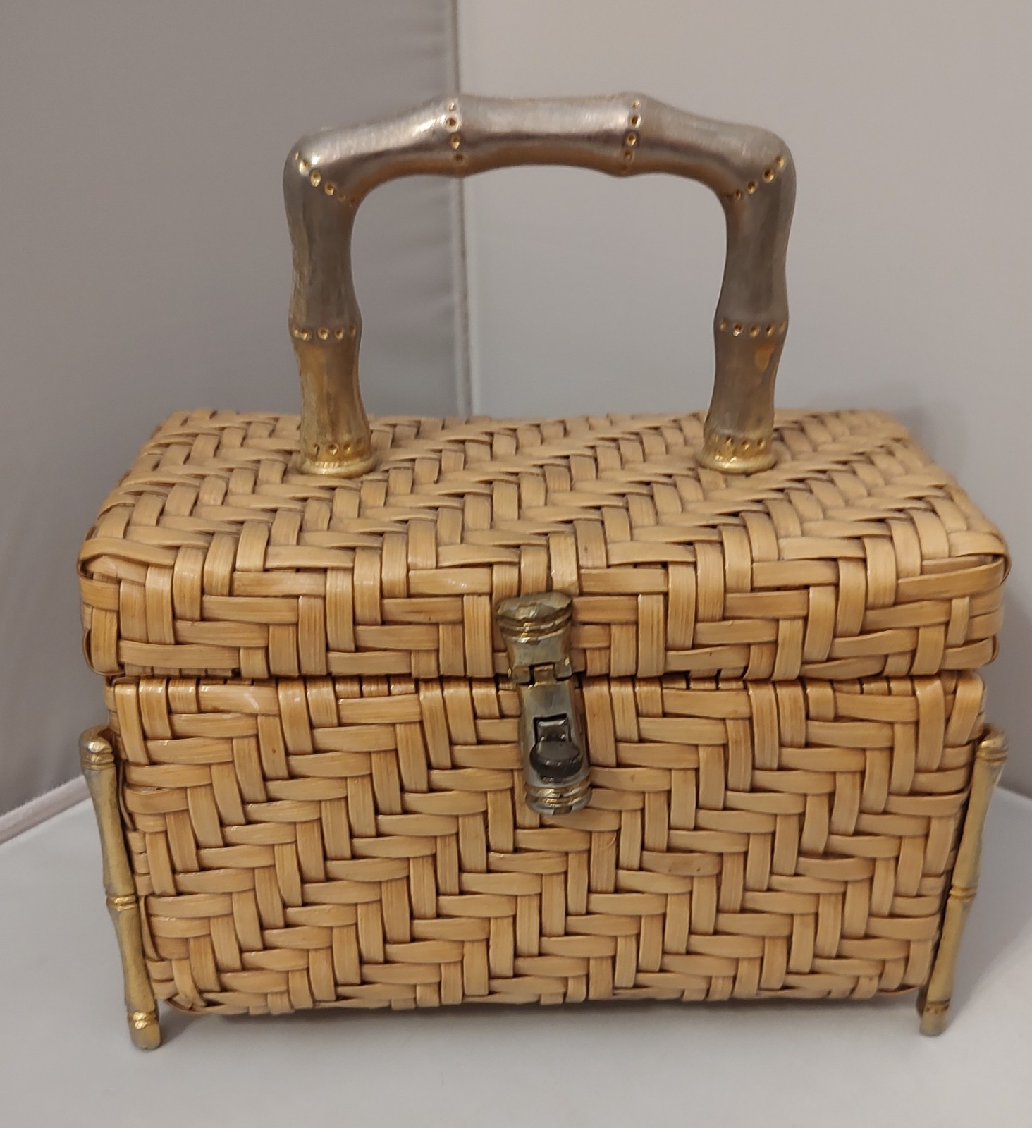 Lesco Lona Mid Century Wicker Rattan Box Purse Metal Hardware Vintage