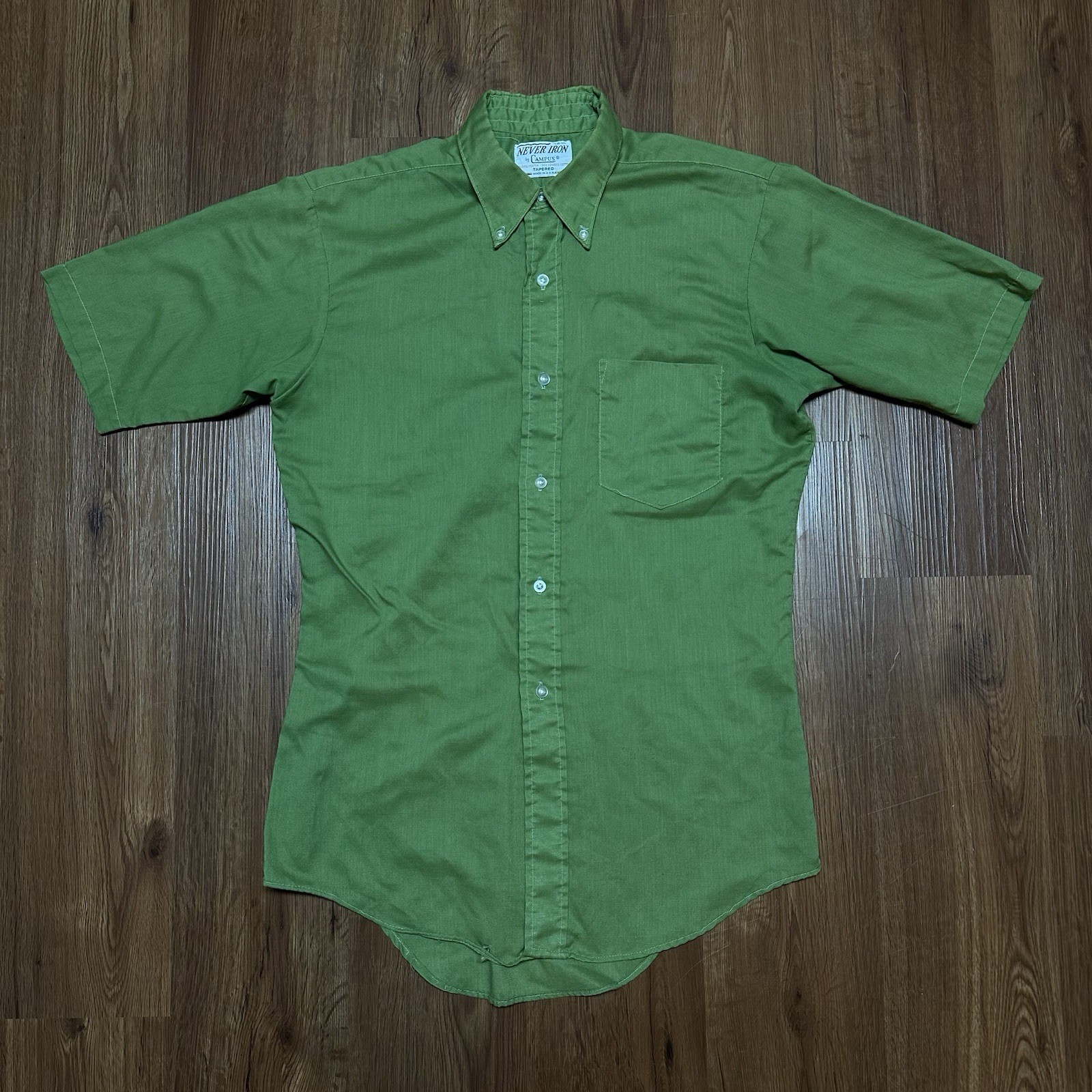 Vintage 70s Campus Point Collar Green Small Button Down Short Sleeve