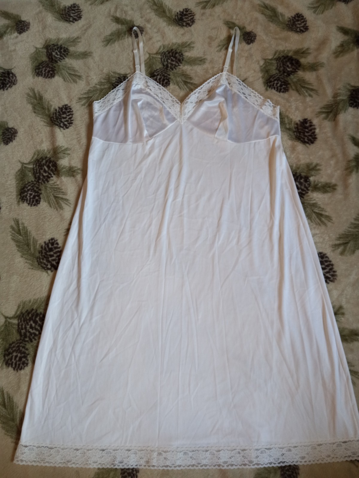 Vintage Vanity Fair Antron Nylon Full Chemise Lingerie Slip USA 40 Dupont 1960