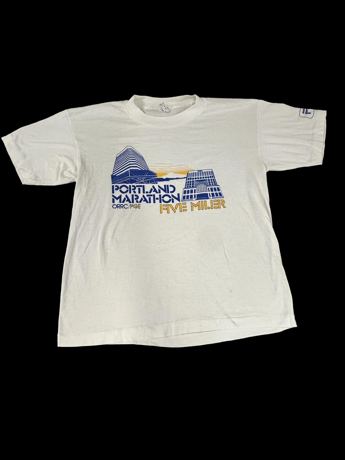 Vtg T Mens T-Shirt M White Portland Marathon Five Miler Single Stitch