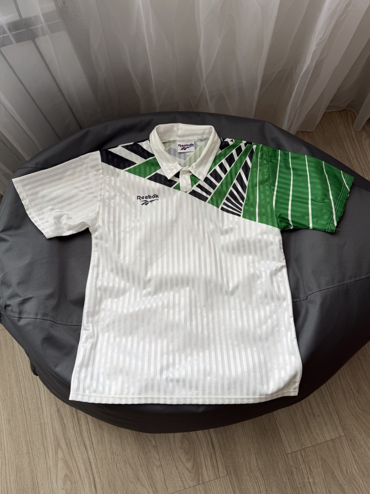 REEBOK VINTAGE FOOTBALL SHIRTS 90s ORIGINAL JERSEY SIZE M