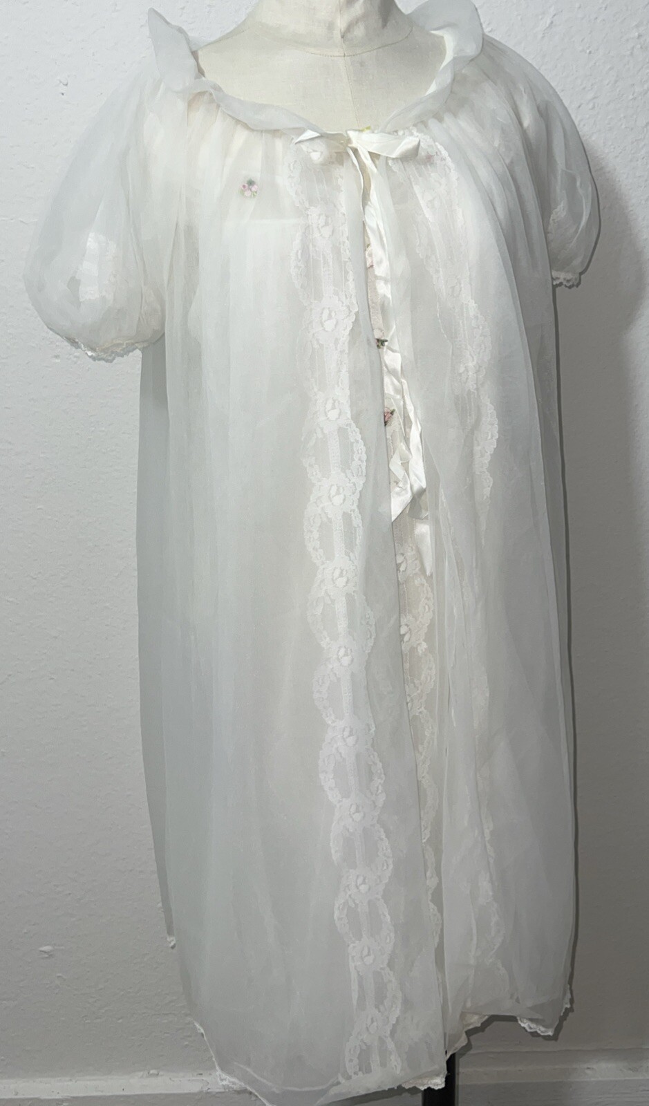 Vintage 60s Radcliffe Bridal sheer Peignoir Robe Set White