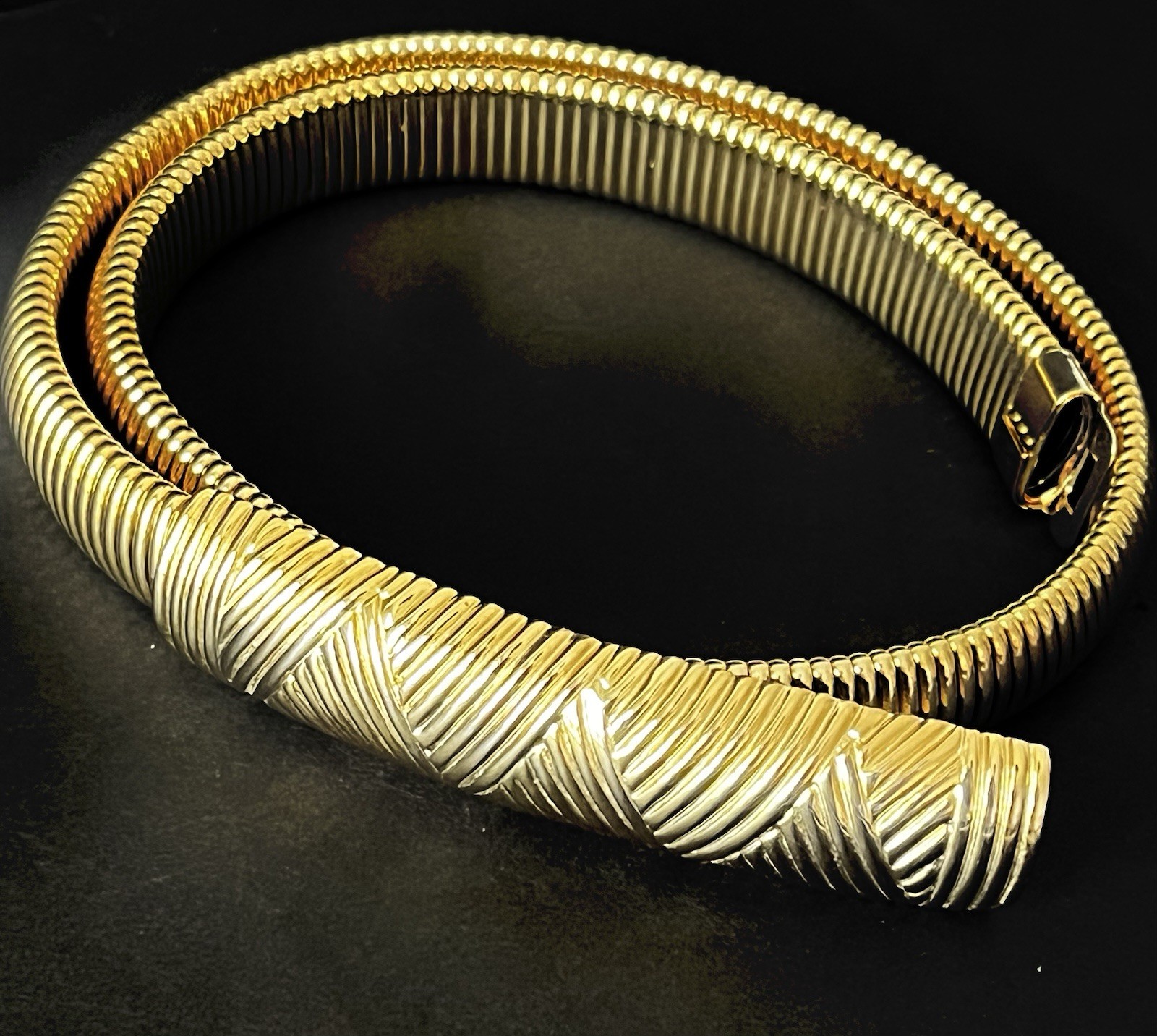 Vintage Accessocraft NYC Stretch Snake Belt Beautiful Shiny Gold 80s 90s
