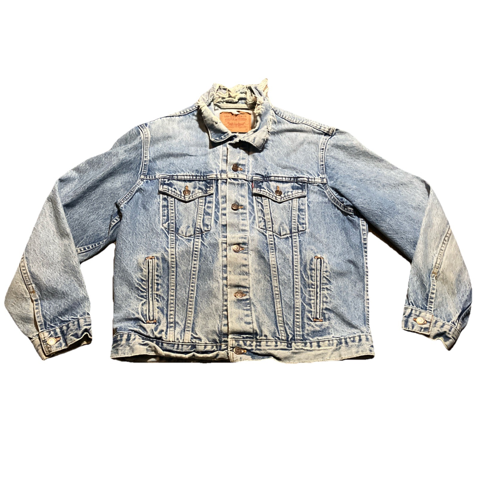 Levi’s 1980s Denim Trucker Jacket Blue L 100% Cotton 70506-0216 Size 44 Distress