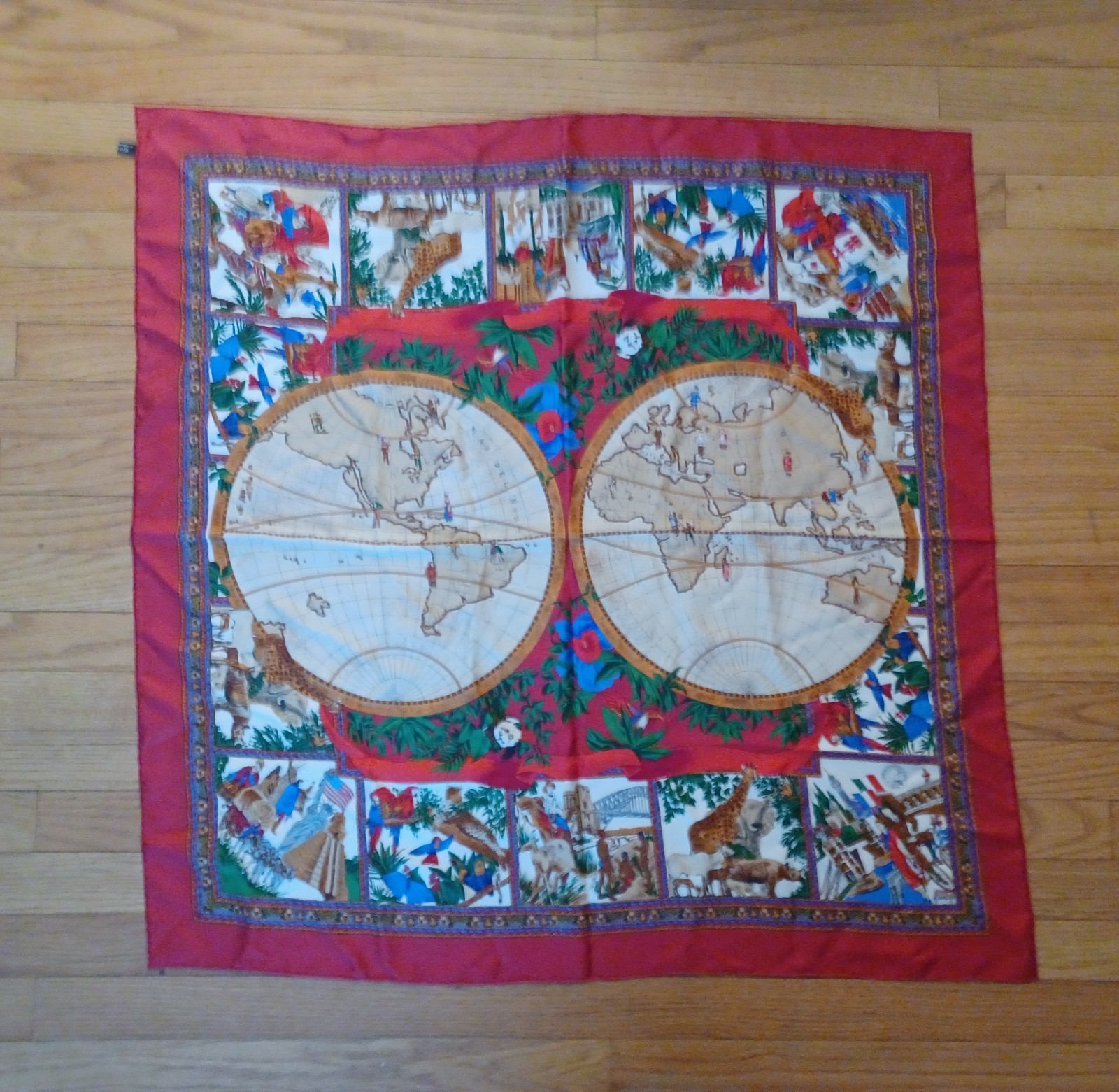 Authentic rare pre-1997 Gucci collectible silk scarf