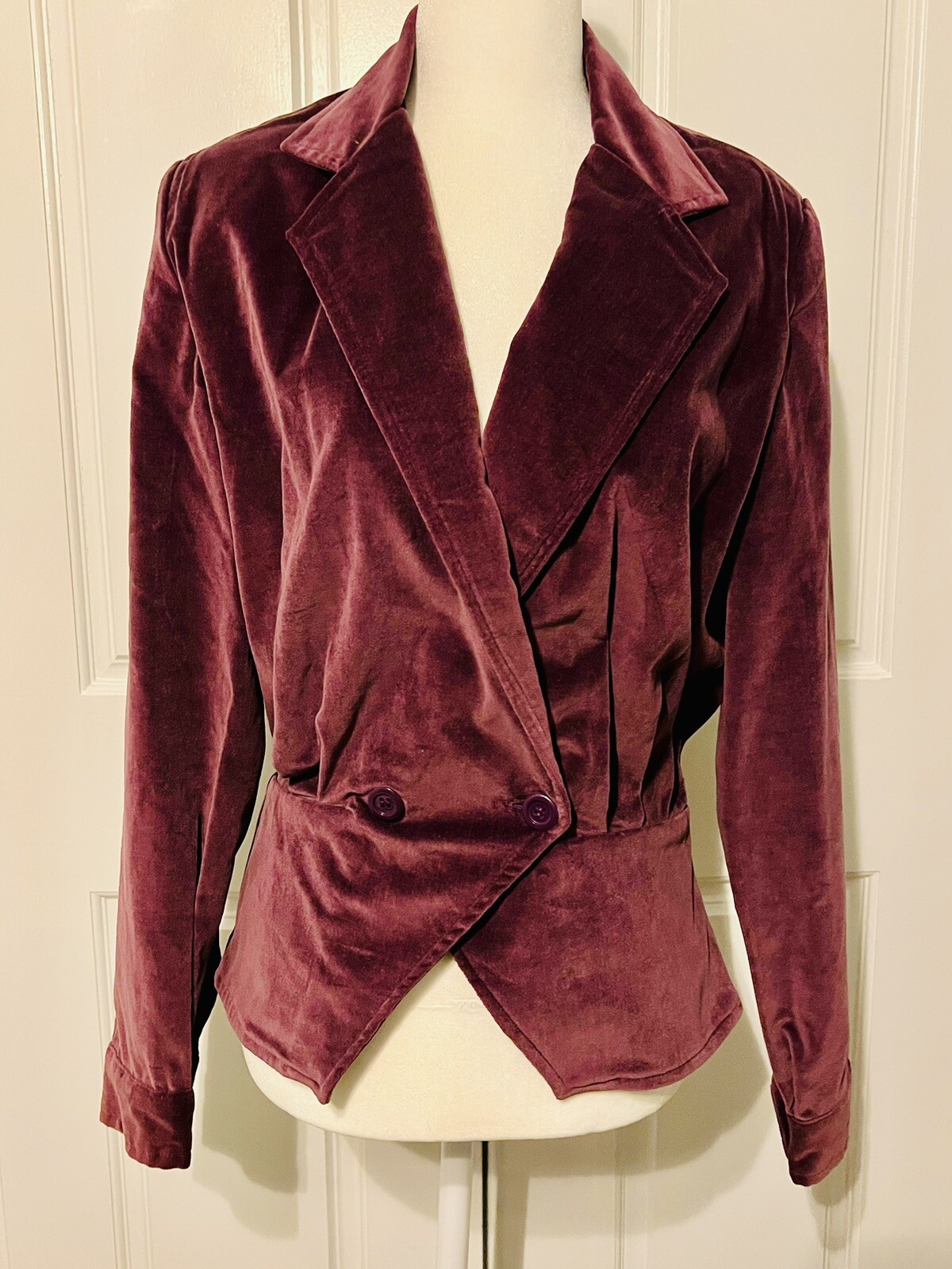 Vintage 1980’s Purple Adini Velvet Notched Label Peplum Jacket Blazer Size Small