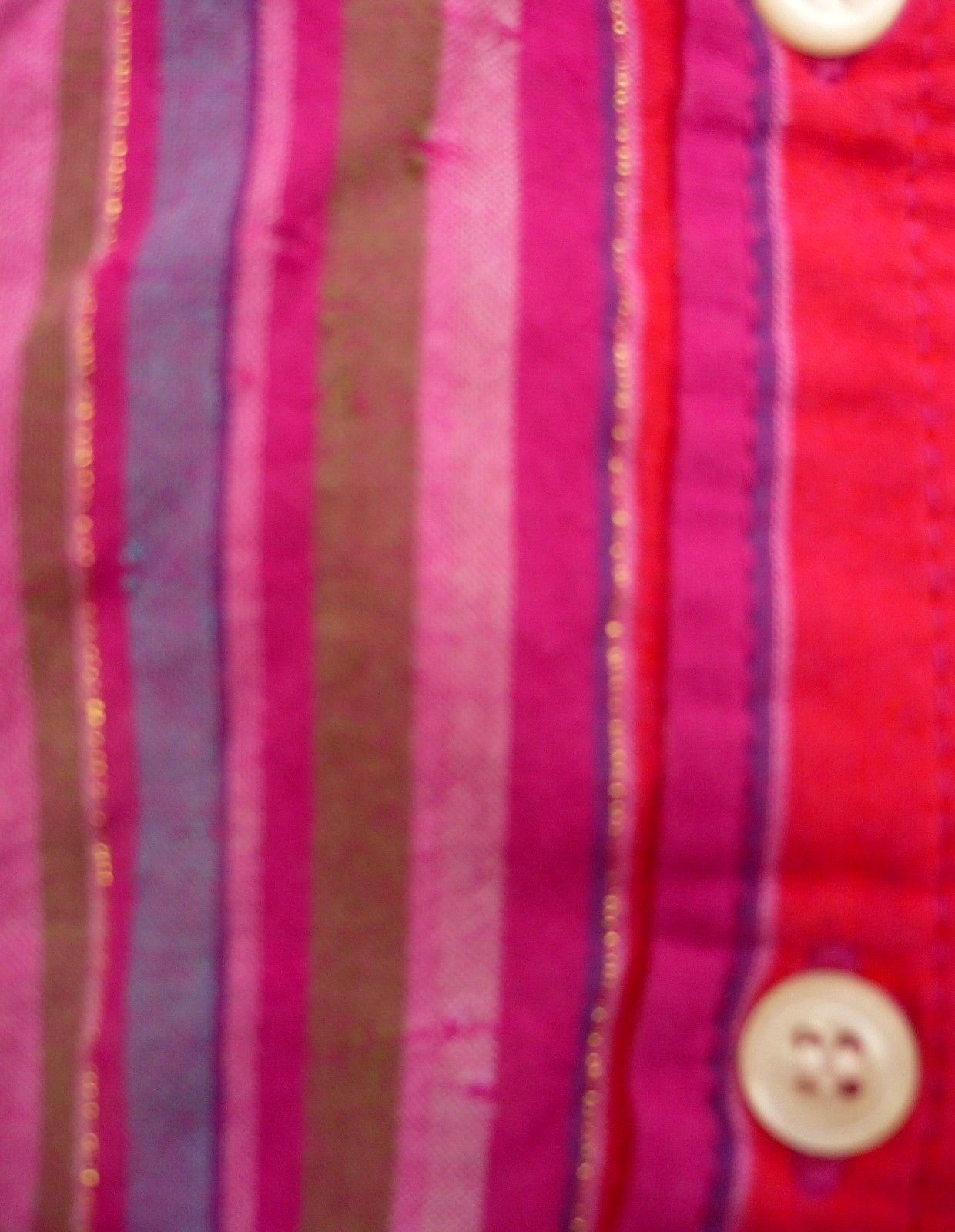 VTG IZOD S M RED PINK STRIPED MULTICOLOR 3/4 SLEEVE SHIRT BUTTON UP BLOUSE WOMEN