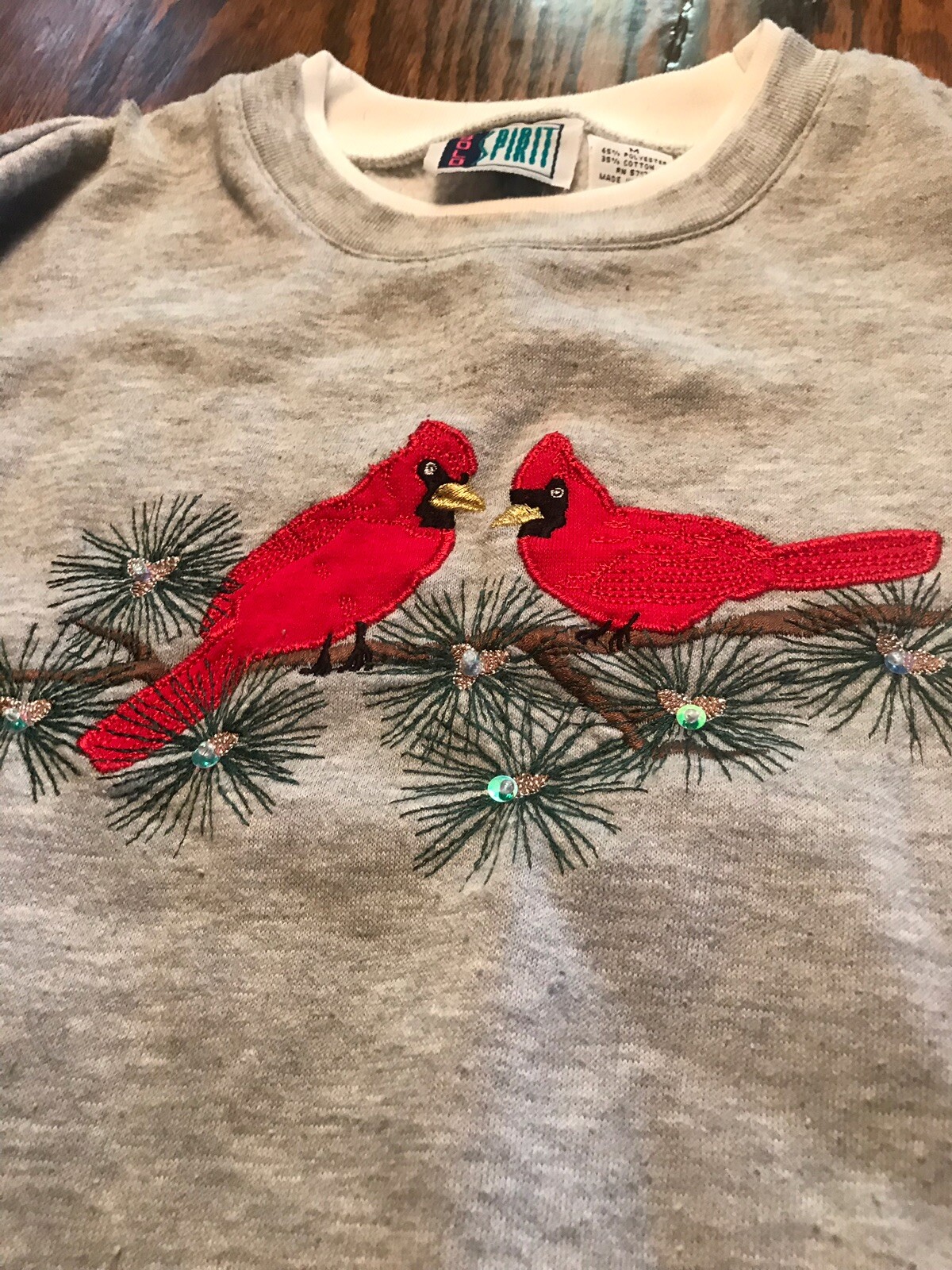 Vintage Retro Bold Spirit Cardinals Pine Tree Sweatshirt Medium Embroidered RARE