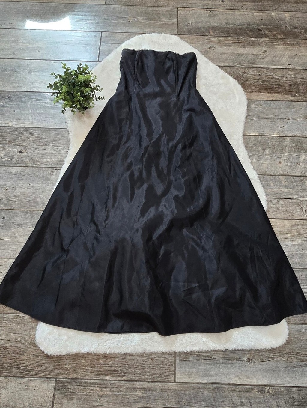 Jessica McClintock for Gunne Sax Black Y2K Rhinestone Strapless A-Line Dress, 13