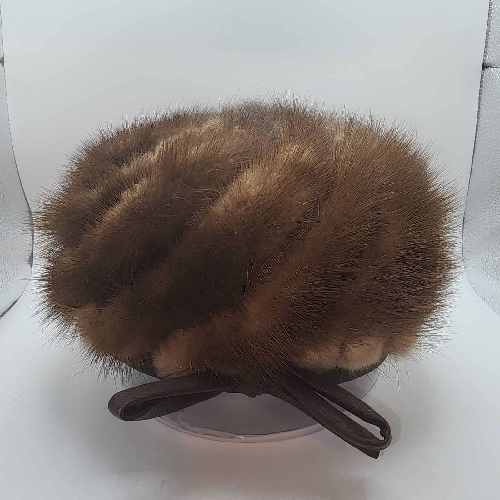 VINTAGE 50s 60s Mink Fur Toque Hat Women’s 6 3/4 54cm Small J.W.Robinson Dome