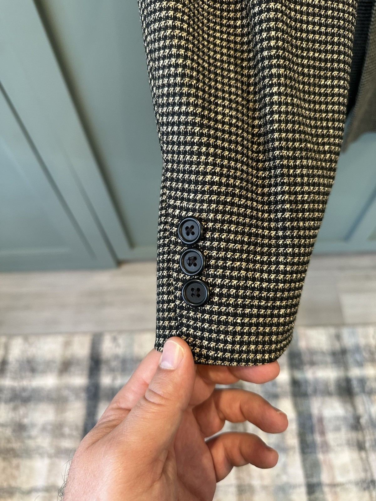 Monsier Givency Charcoal gray (black & white) micro-houndstooth. 44L