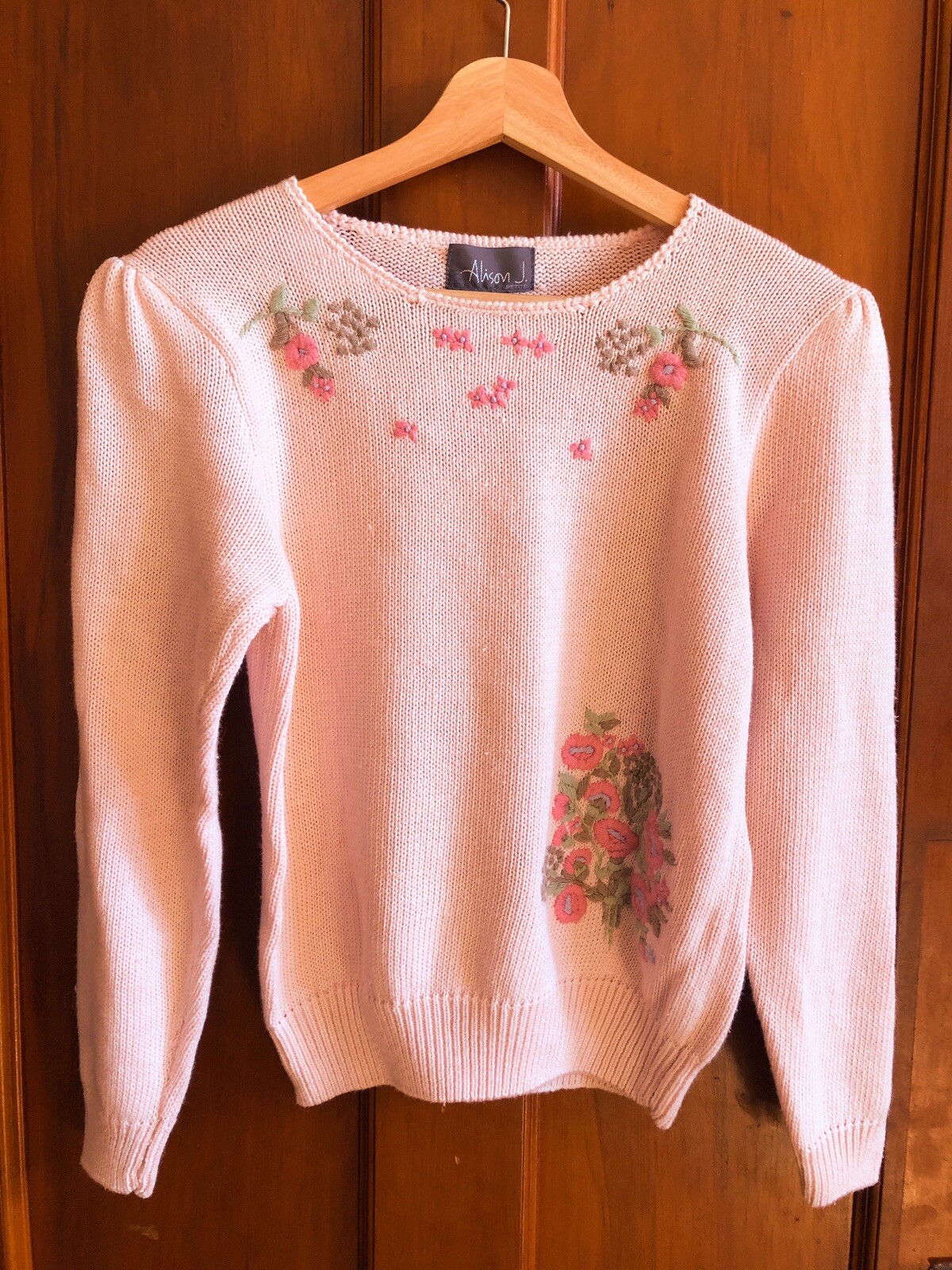 VINTAGE 80s PINK SWEATER PUFFED SLEEVES EMBROIDERED PL Alison J Petite