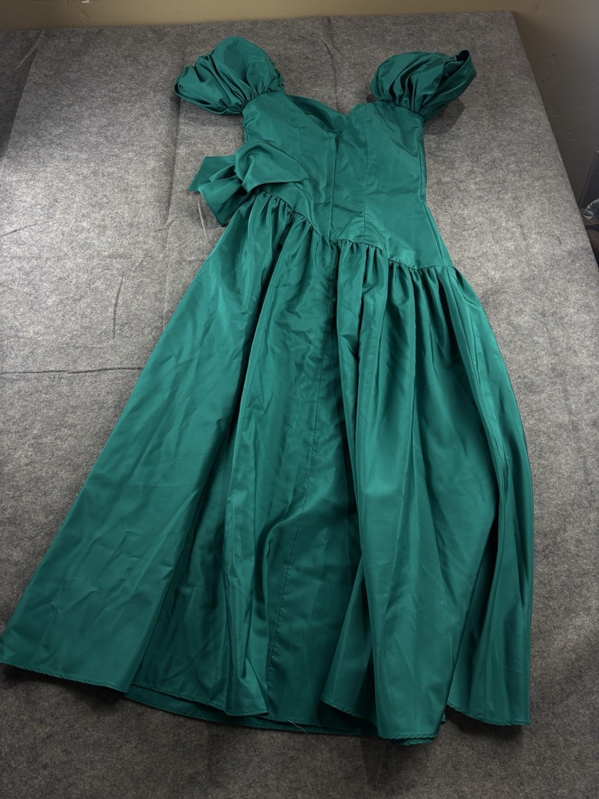 VTG 80s Taffeta Drop Waist Asymmetrical Prom Bridesmaid Dress Green Womens 8 SEE