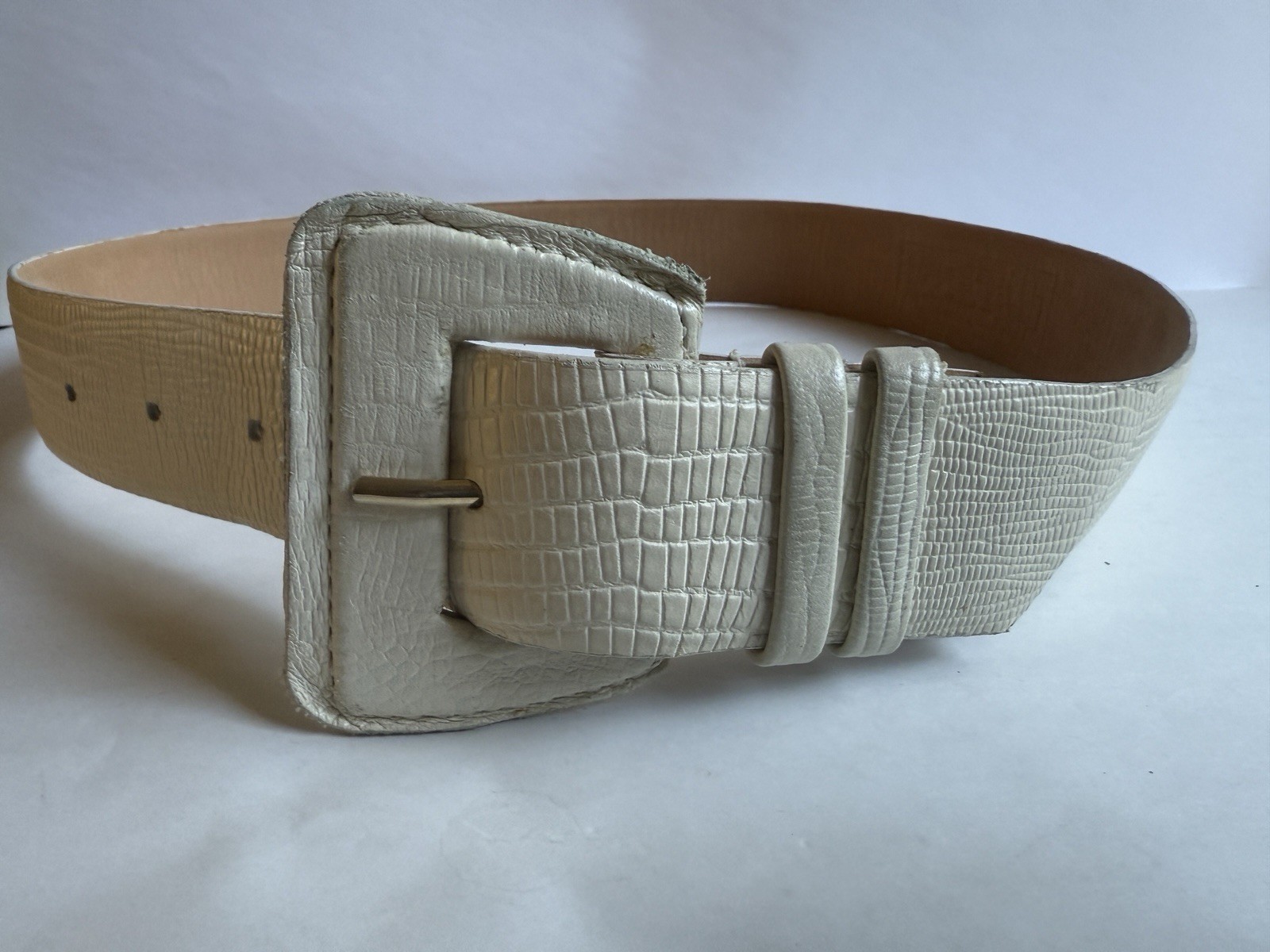 Vintage 80s Leather Off White Textured Belt S/M Uruguay Up To 30” Waist