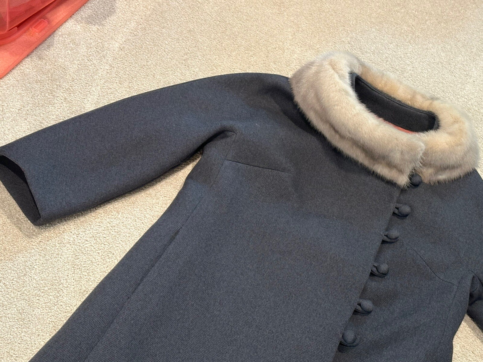 Vintage Gray Wool Coat W/ Silver Mink Fur Collar Size M/L 60s Hollywood!