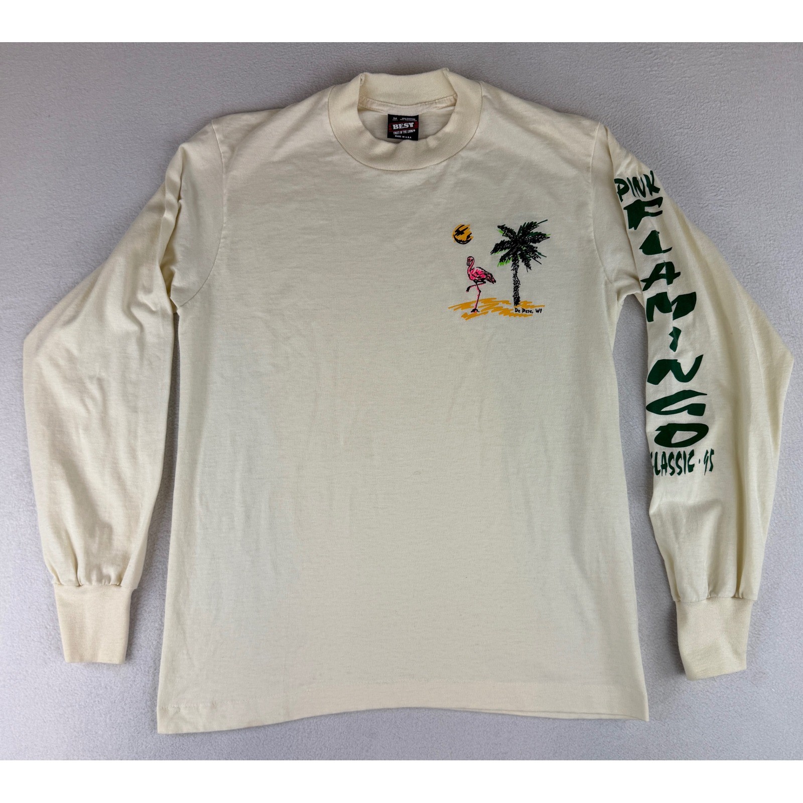 Fruit of the Loom T-Shirt SZ Medium Cream 1995 Pink Flamingo Classic De Pere WI