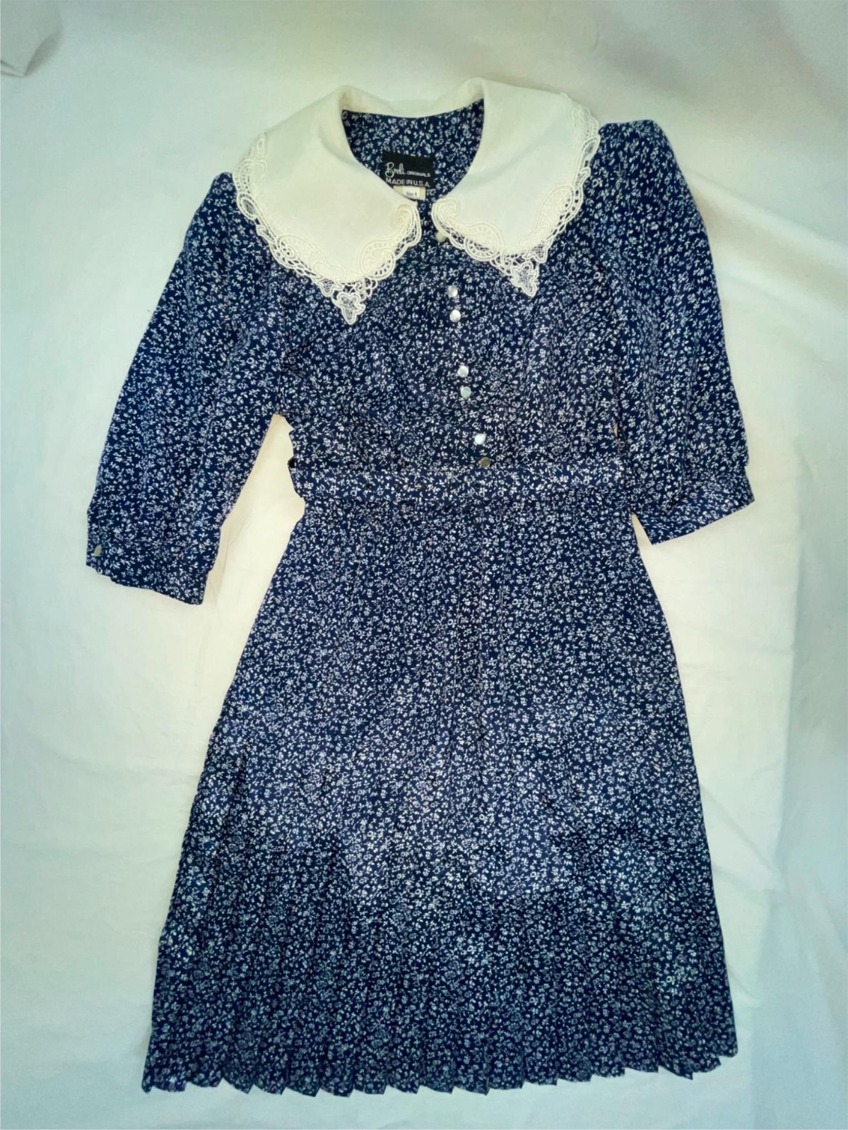 VTG 80S DOES 40S WOMENS BLUE FLOWER FLORAL PRINT W LACE COLLAR HOUSE DRESS