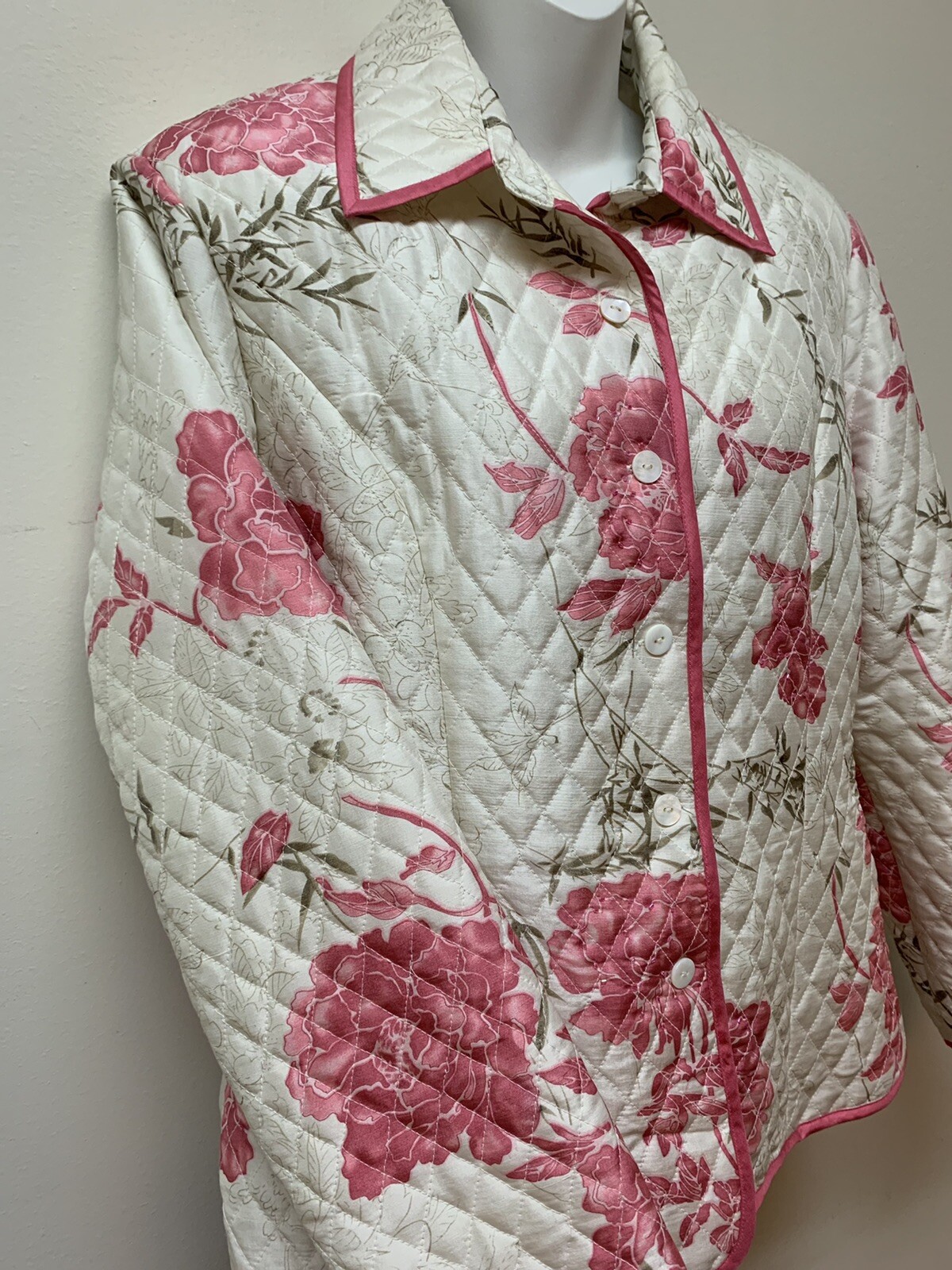 Vintage Carole Little Quilted Silk Soft Pint Floral Cottage Art to Wear Jacket