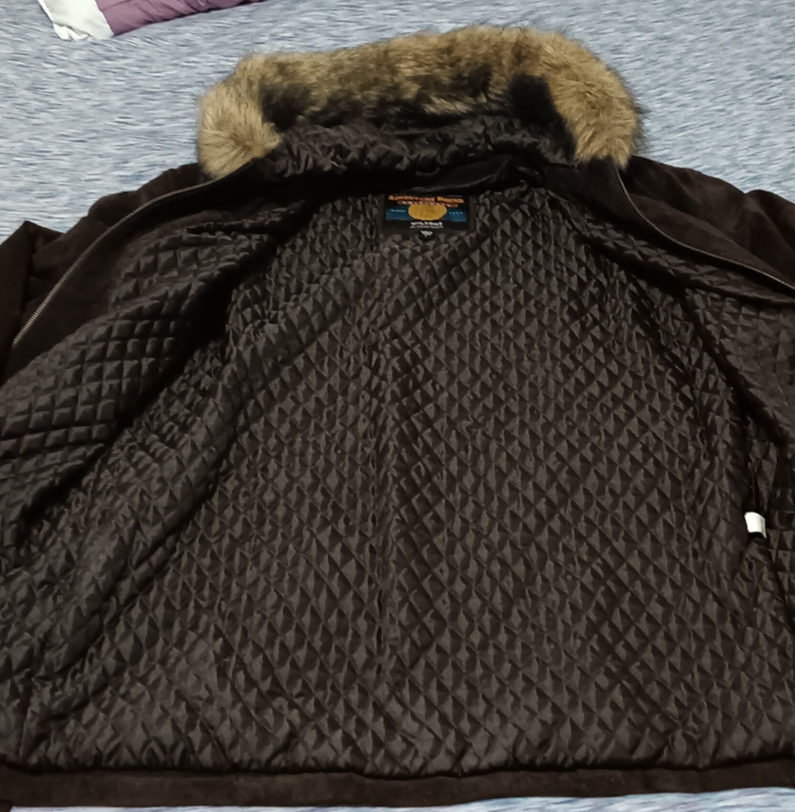 VTG Wilsons Leather Dark Brown Suede Coat Faux Fur hood Women’s SZ L EUC