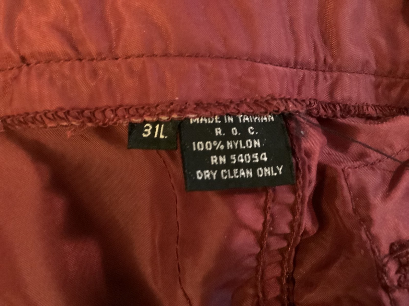 VINTAGE 1980’S BUGLE BOY BURGUNDY RED PARACHUTE PANTS Zippers 28”W 31”L 28”x31”