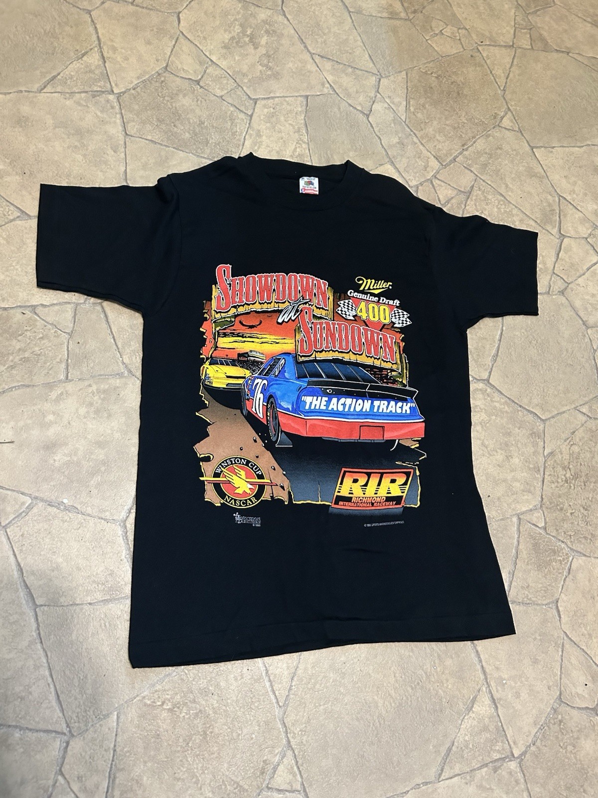 Vintage 90s NASCAR Racing Miller 400 Richmond Showdown Sundown T Shirt Medium M